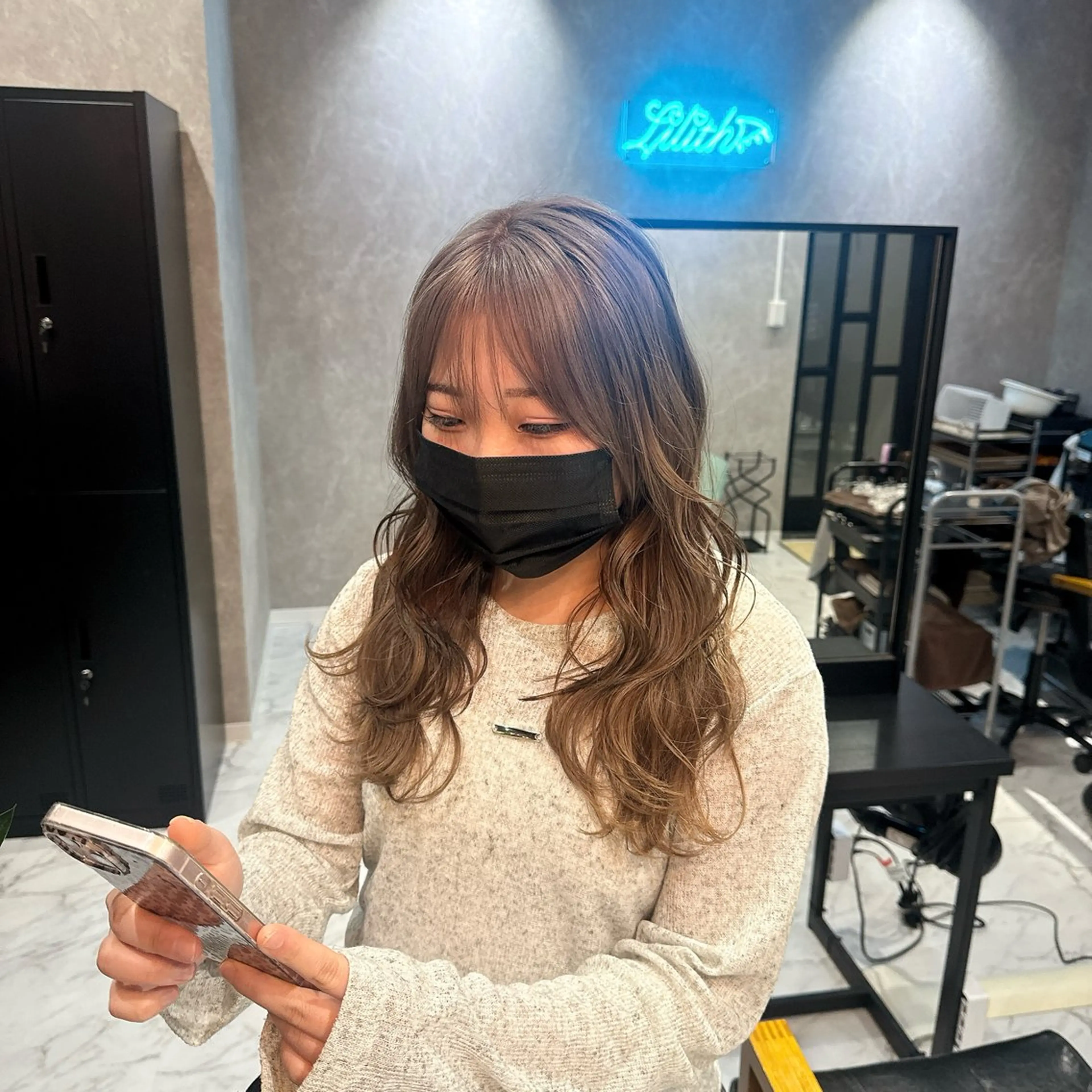 ロング カラー バレイヤージュ ブリーチ ケアブリーチ ダブルカラー イヤリングカラー ヘアカラー トリートメント Lilith 【リリス】のその他イメージ