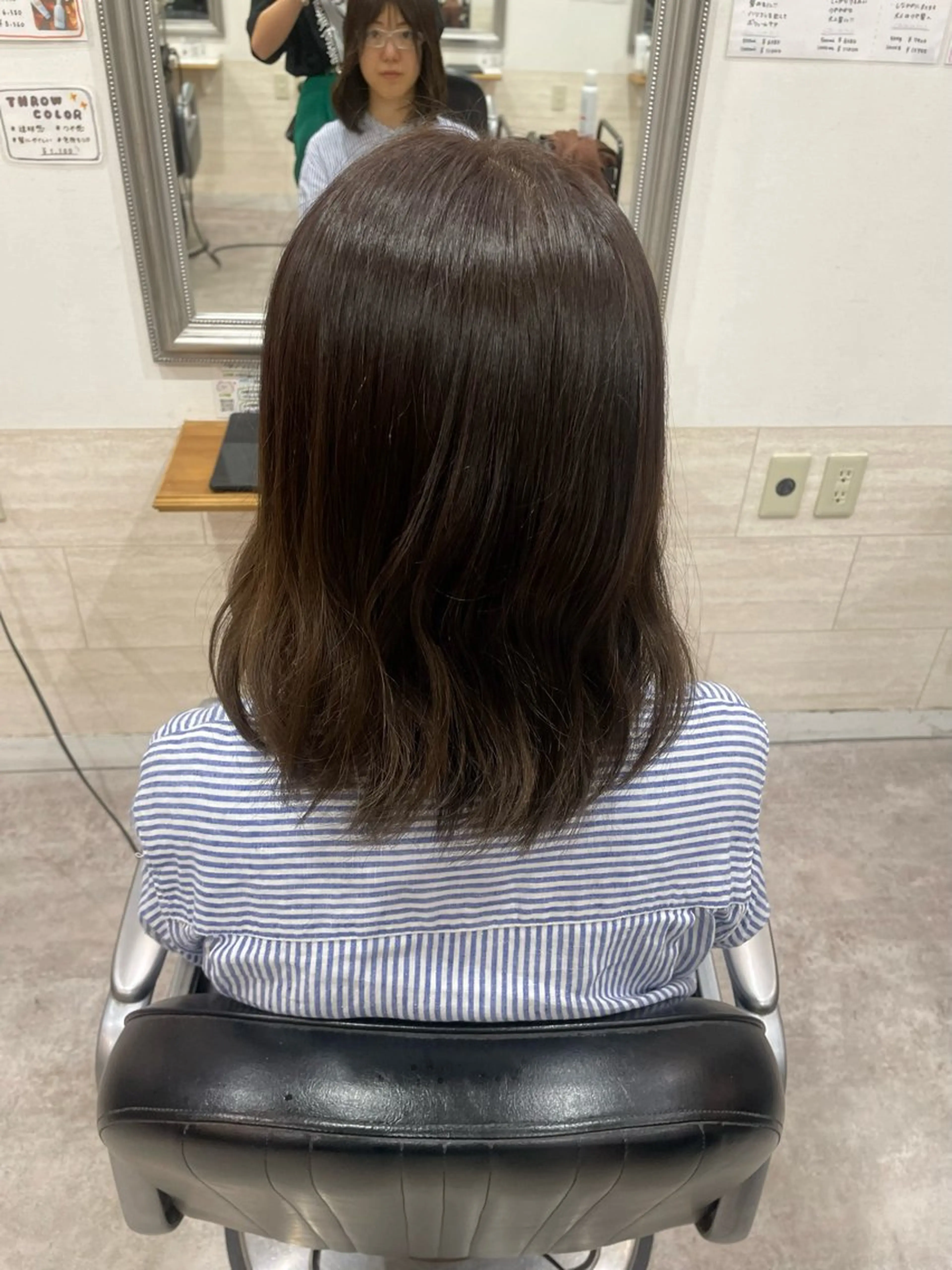 ミディアム カラー ヘアカラー 堀川 希歩のヘアスタイル
