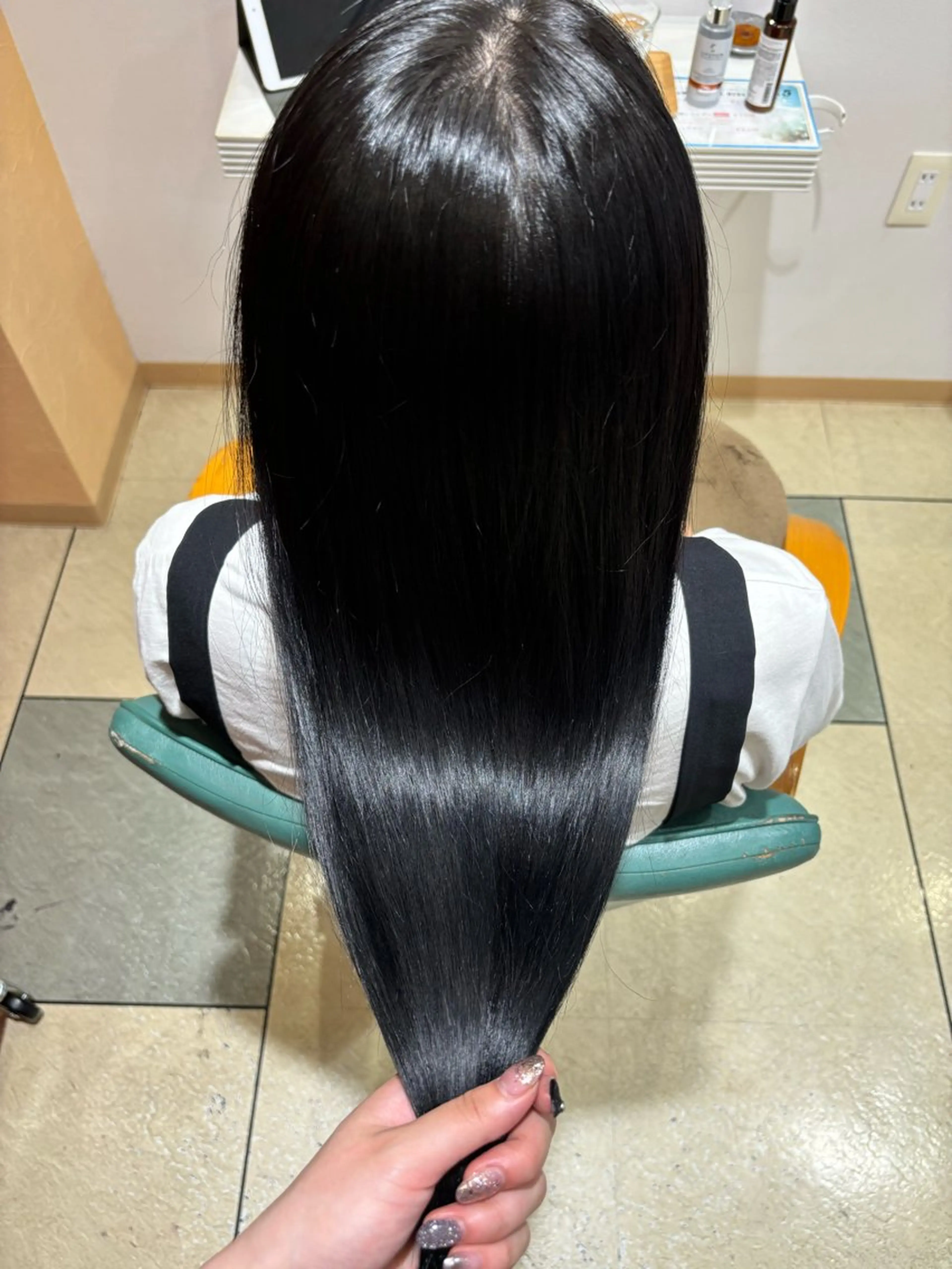 ロング カラー 髪質改善 ロング トリートメント カット ヘアカラー トリートメント 透明感カラー/ くびれヘア🌸ユウユのヘアスタイル