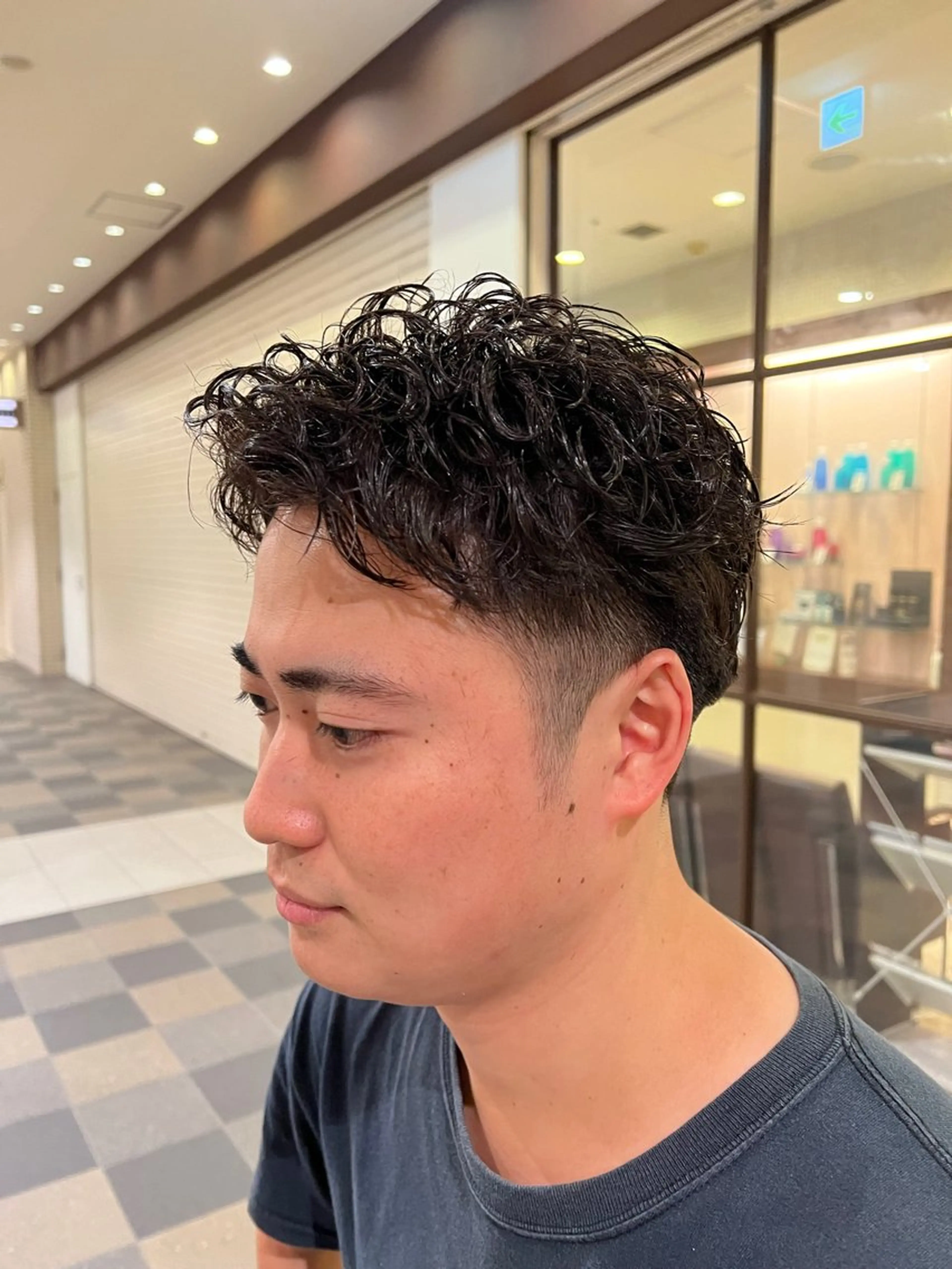 ショート パーマ メンズ ショートヘア 🤍Douko Hana🤍のヘアスタイル