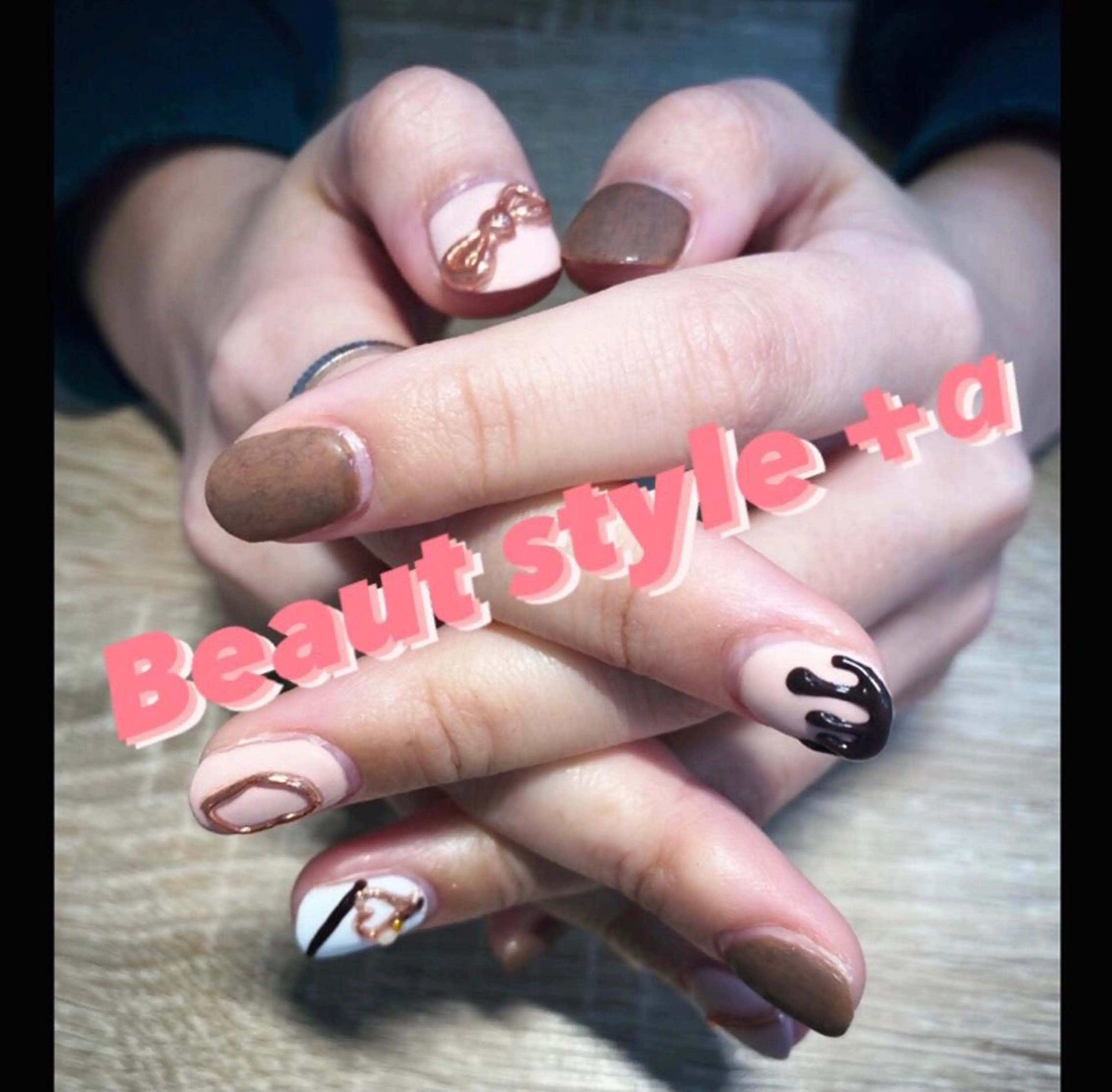 ネイル ミラーネイル バレンタイン Beauty style +α所属・Memezawa Nanaのネイルデザイン