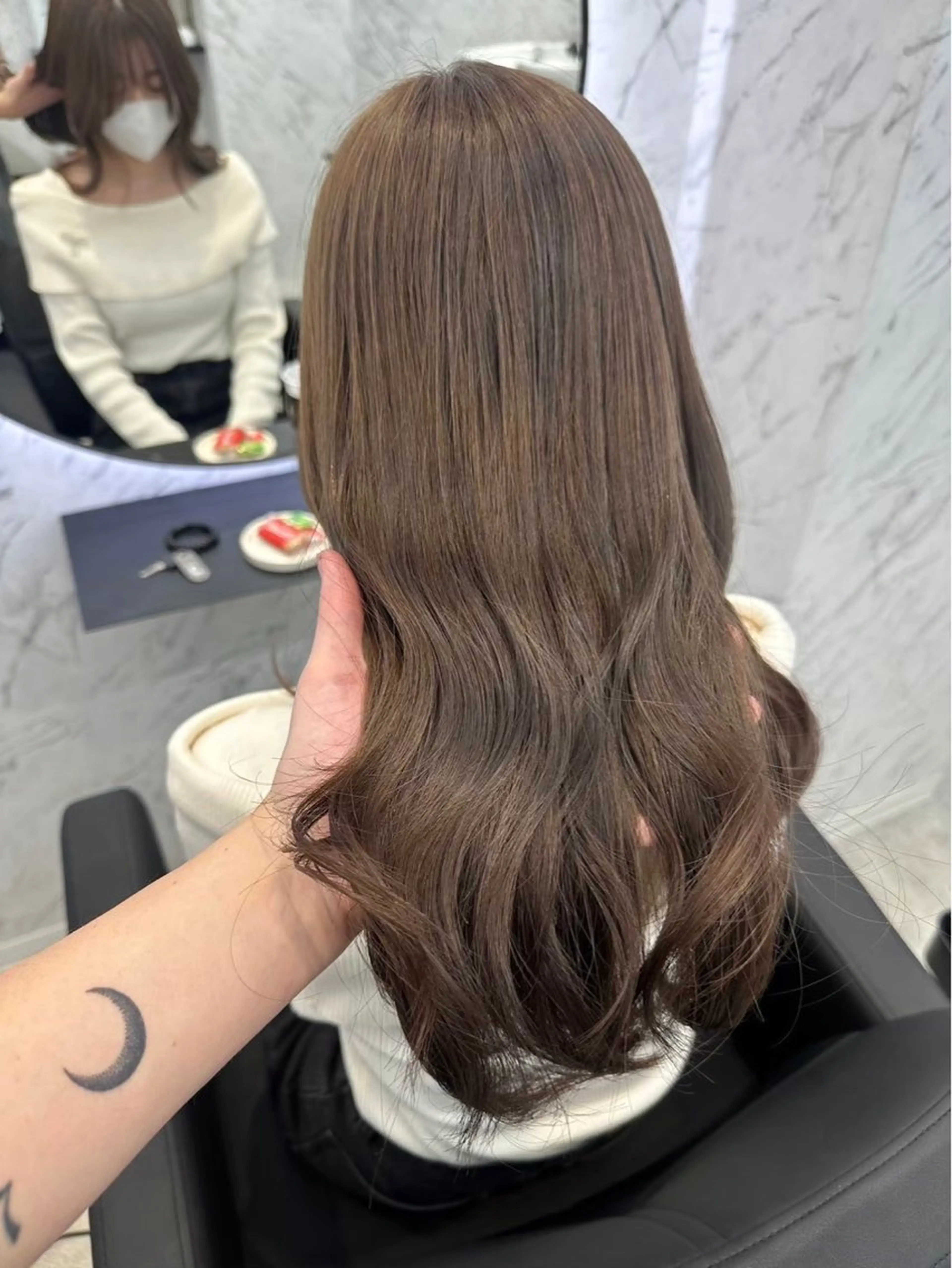 ロング カラー グレージュ ロング カット ヘアカラー hair salon dot. mooda 韓国風サロン 町田店所属・韓国風ヘア🎀🩶 /♡𝓝𝓸𝓪♡のヘアスタイル