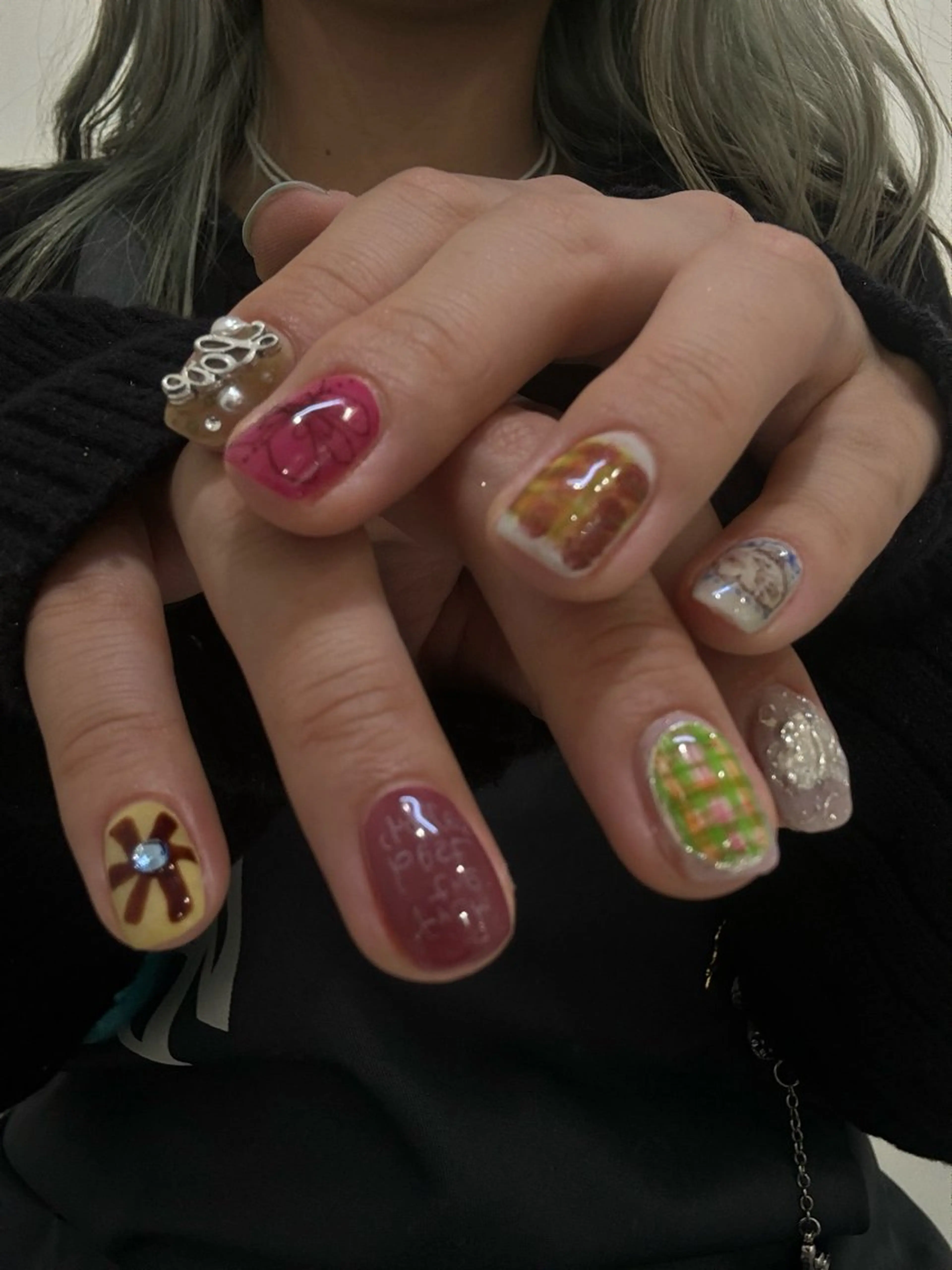 ネイル VENUS BELT kiriのネイルデザイン