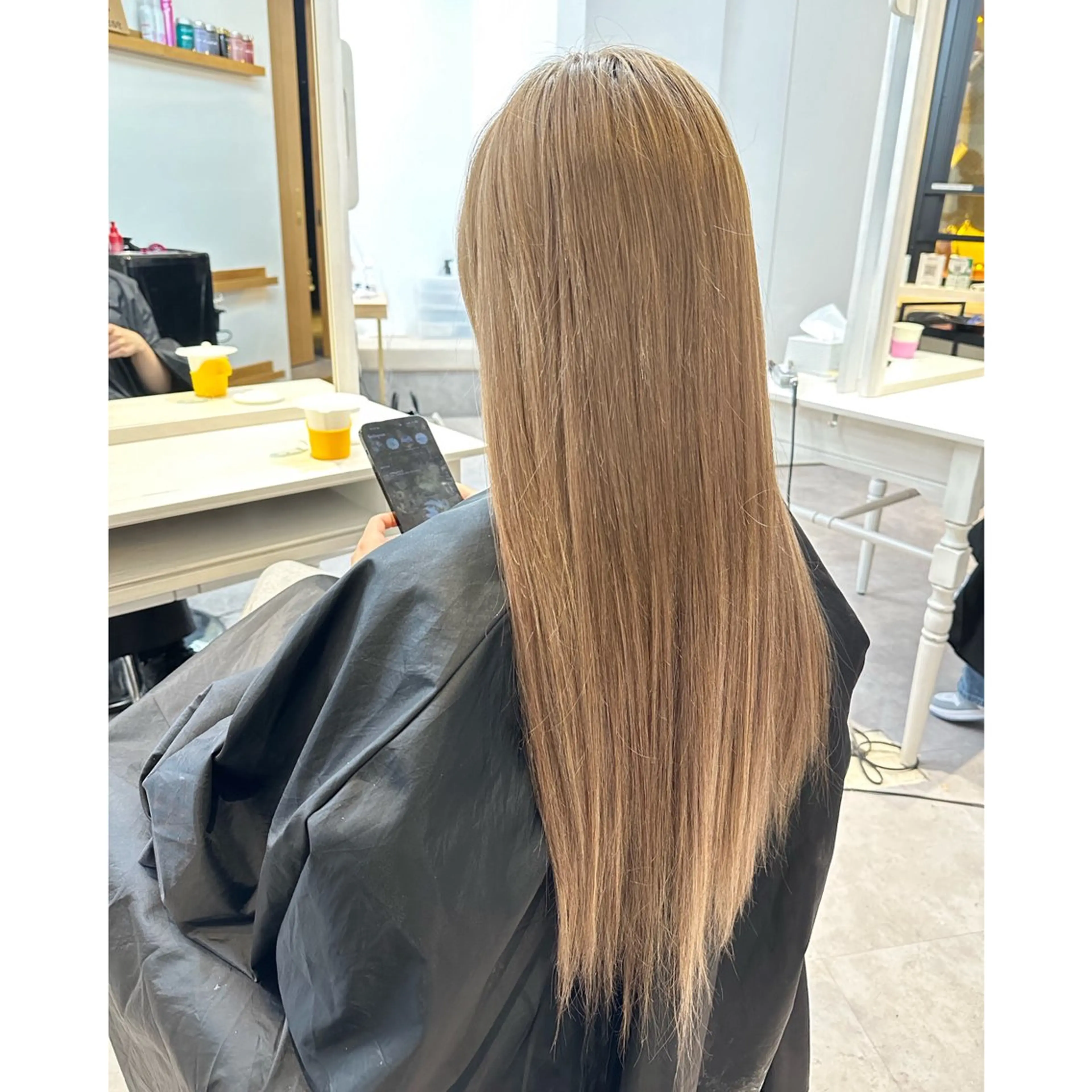 ロング エクステ カット エクステ 韓国ヘア×ハイトーン AYA💫のヘアスタイル