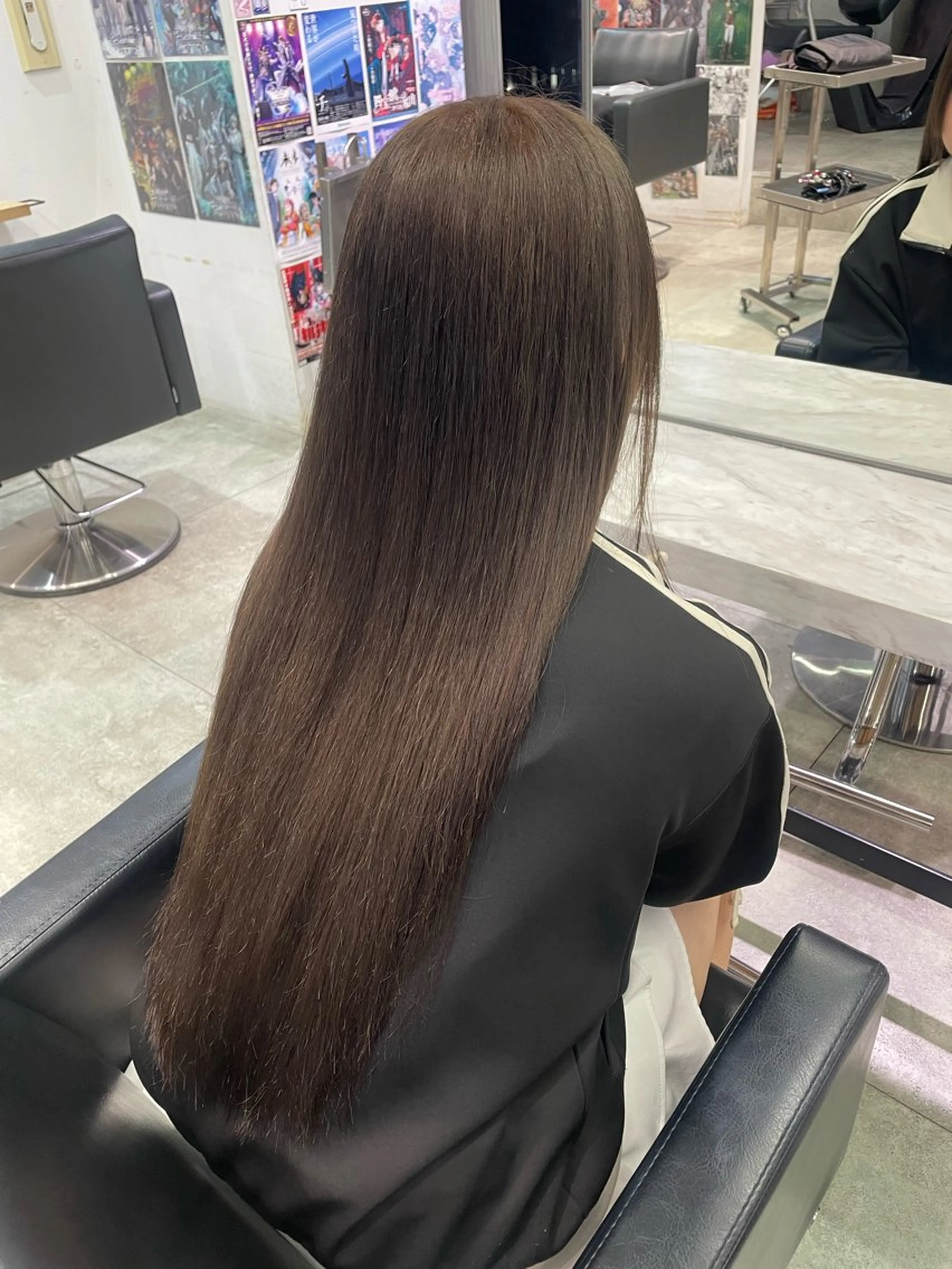 ロング ヘアカラー トリートメント 🍭ハイトーン/ レイヤーカット🦄のヘアスタイル