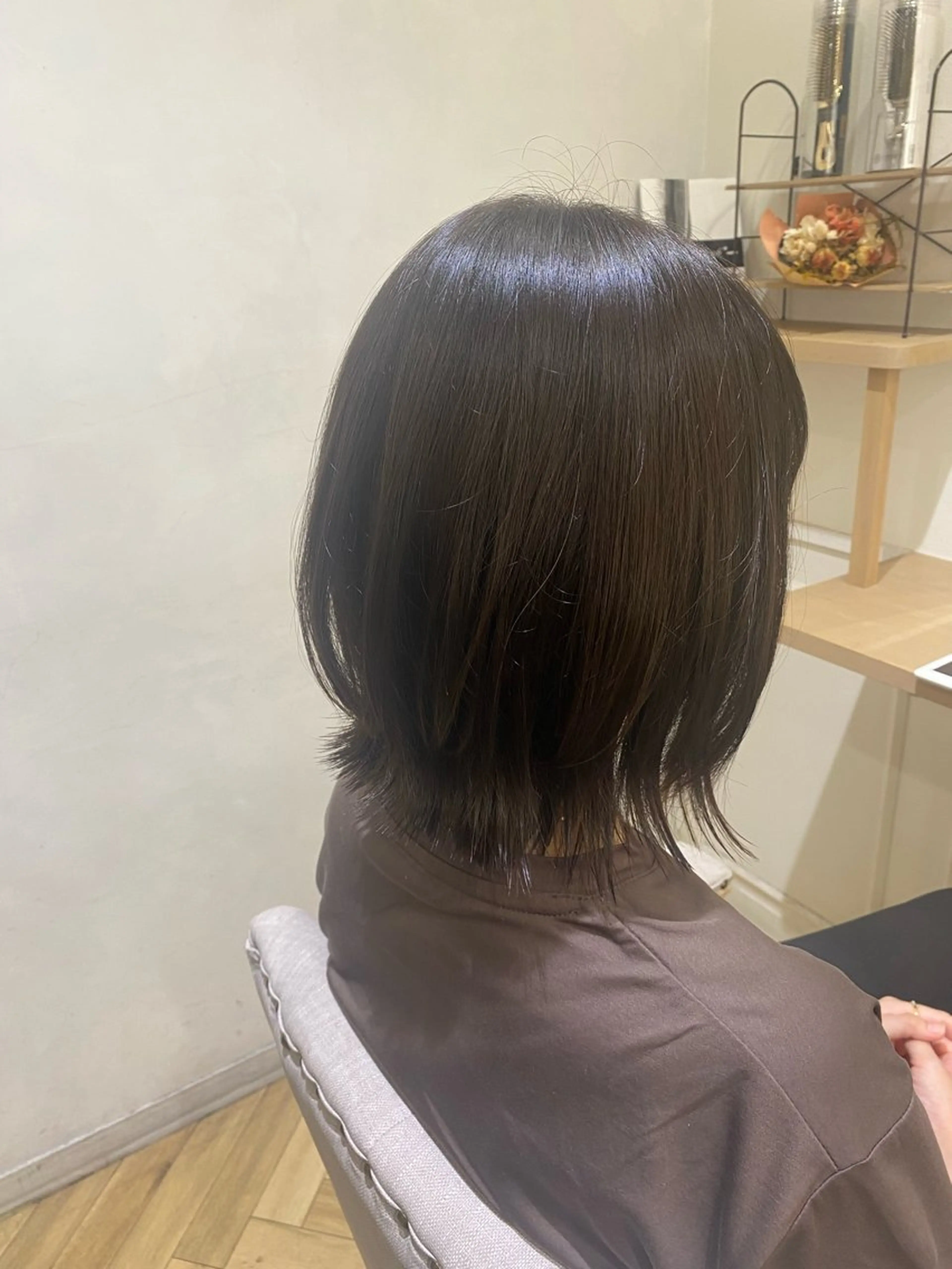 ミディアム ボブレイヤー アッシュ アッシュブラウン ボブ レイヤーカット 韓国ヘア・カラー 🩵SHIZUKUのヘアスタイル