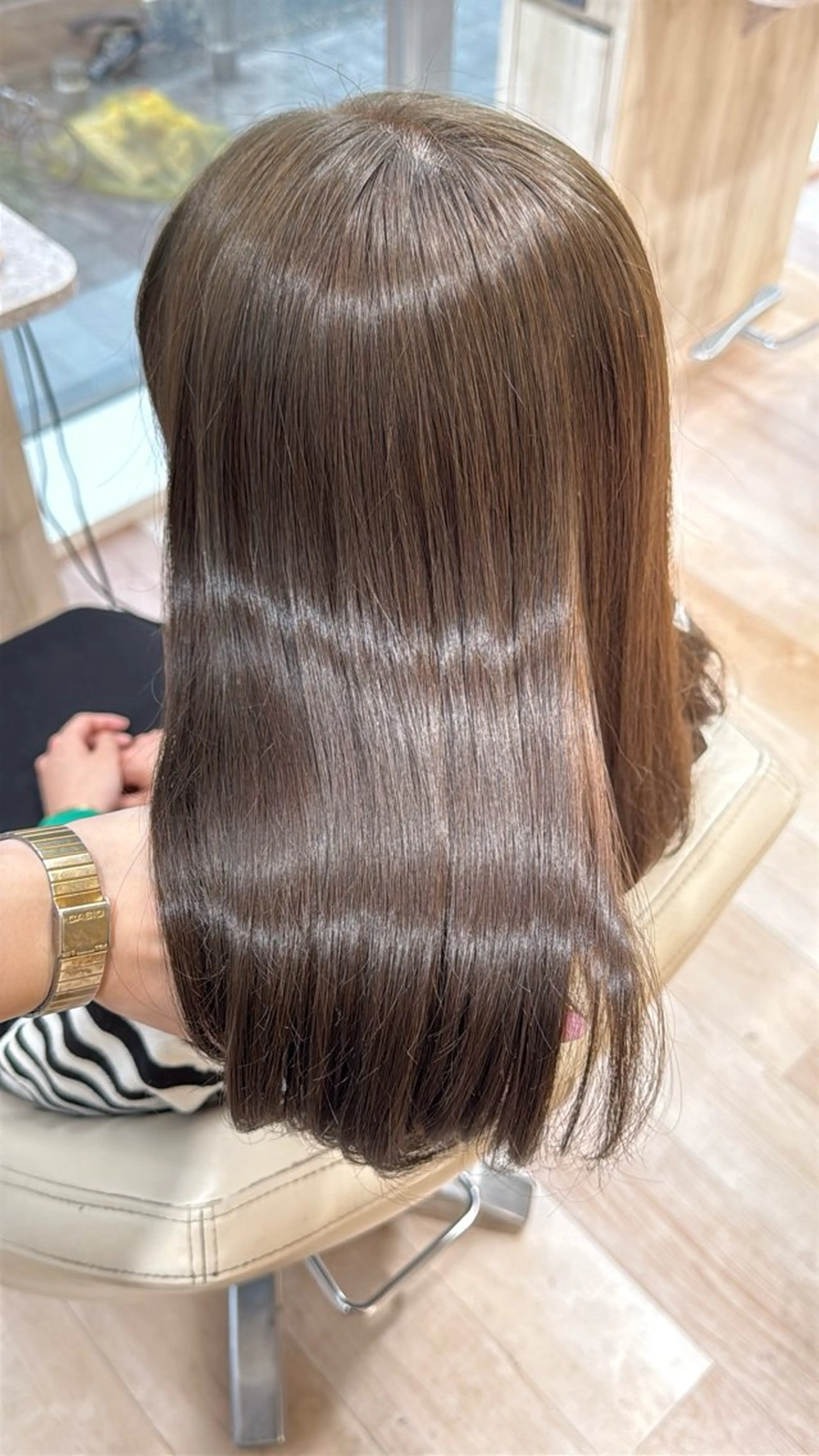 ミディアム カラー ベージュカラー ブリーチ ダブルカラー ブリーチなしカラー オリーブベージュ カット ヘアカラー トリートメント 松永 わかなのヘアスタイル
