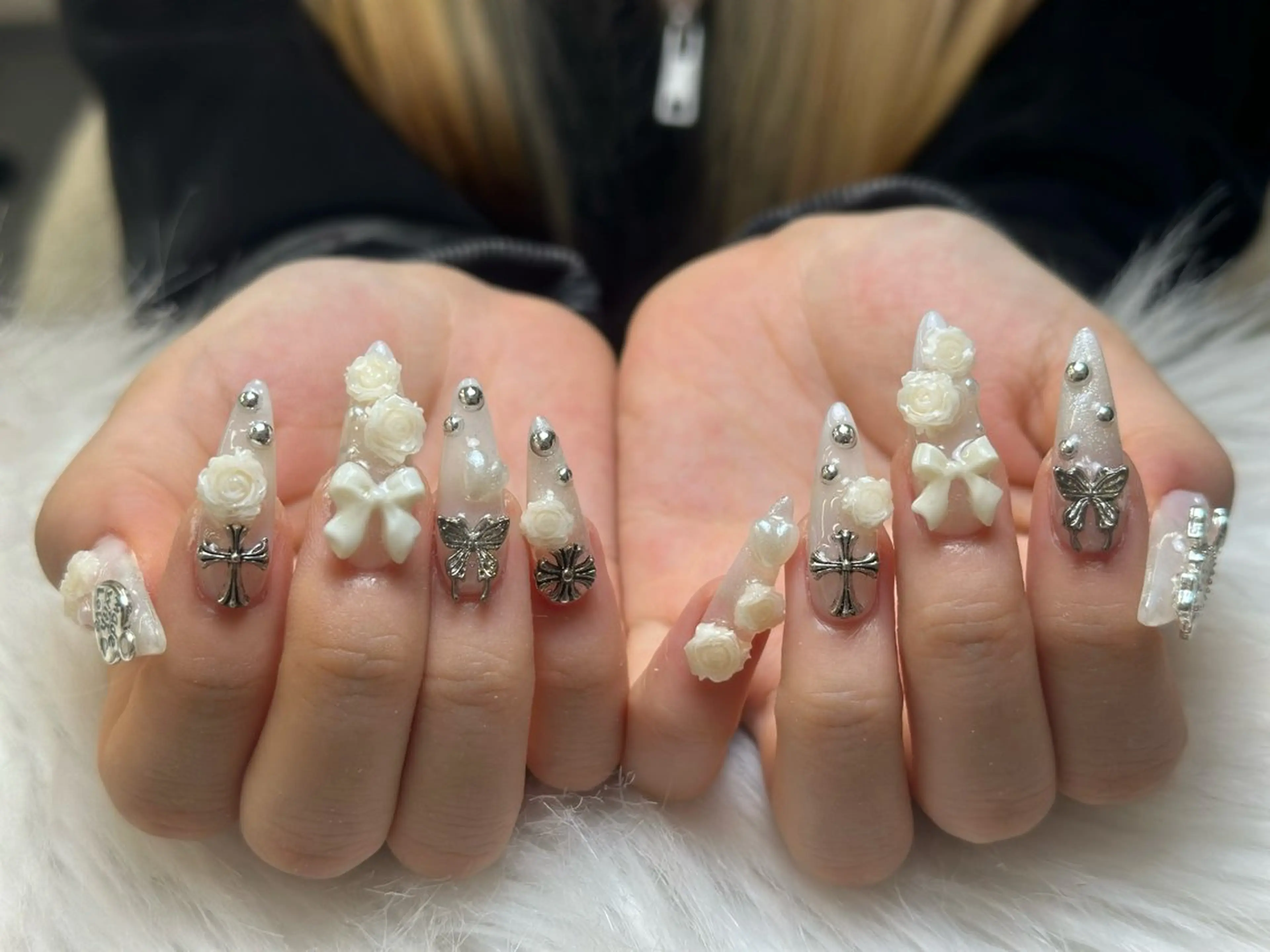ネイル アートネイル 成人式 ジェルネイル ニュアンスネイル 夏ネイル ハンドネイル Nienail_ Luxeのネイルデザイン
