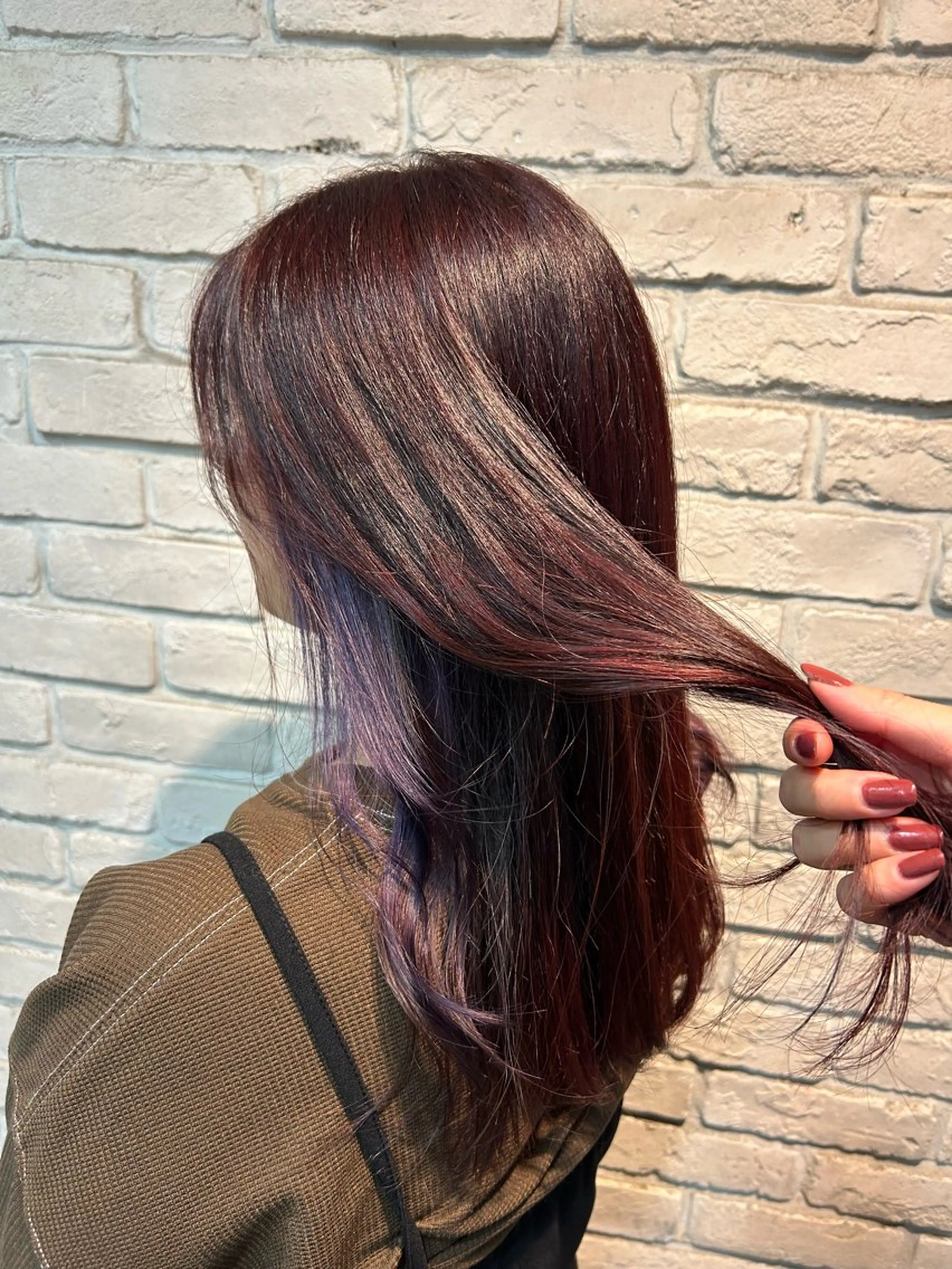 セミロング カラー ヘアカラー ヘアメ☯️派手髪 ☯️ルカのヘアスタイル