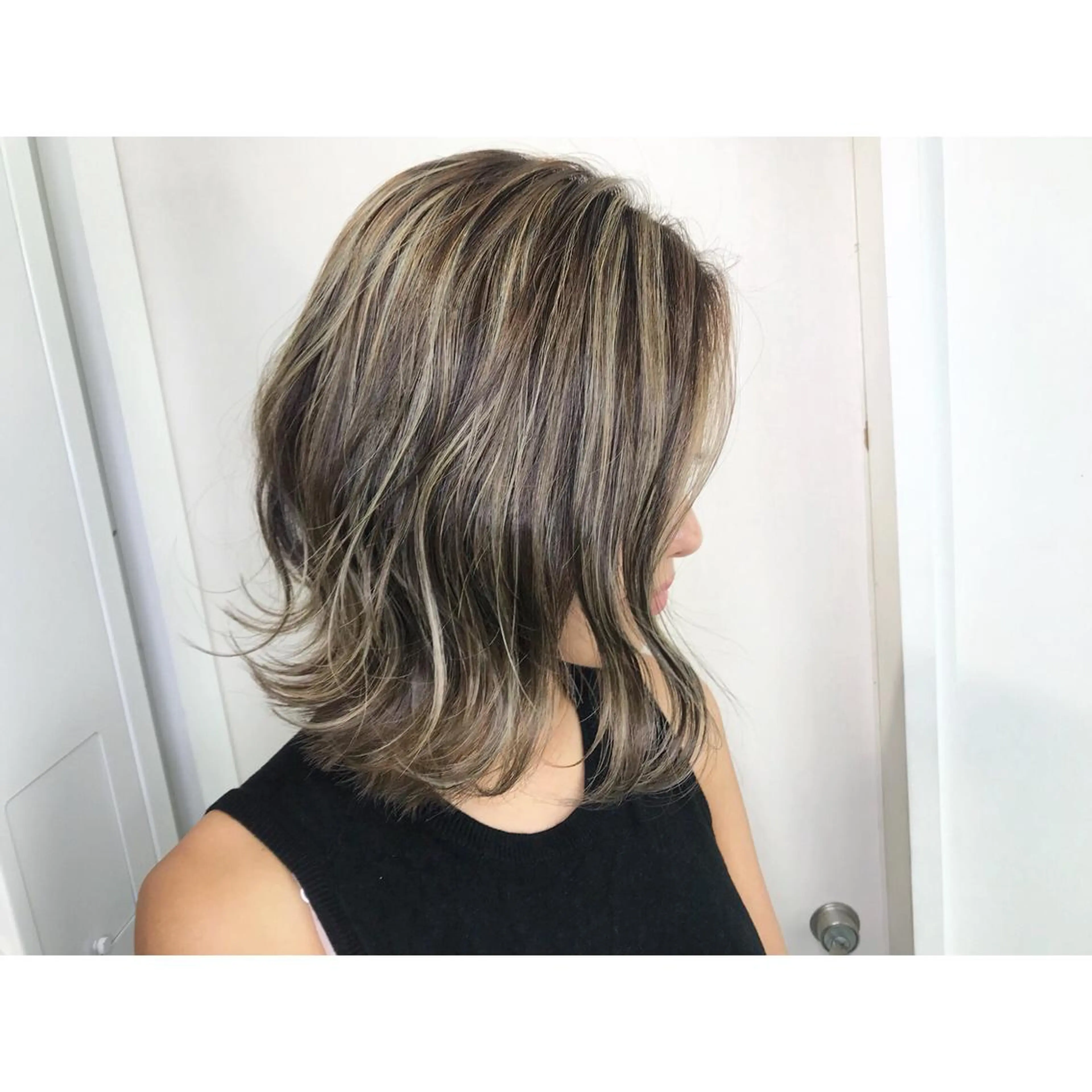 ショート カラー アッシュ アッシュグレー アッシュグレージュ ベージュカラー 透明感カラー 寺山 佳貴のヘアスタイル