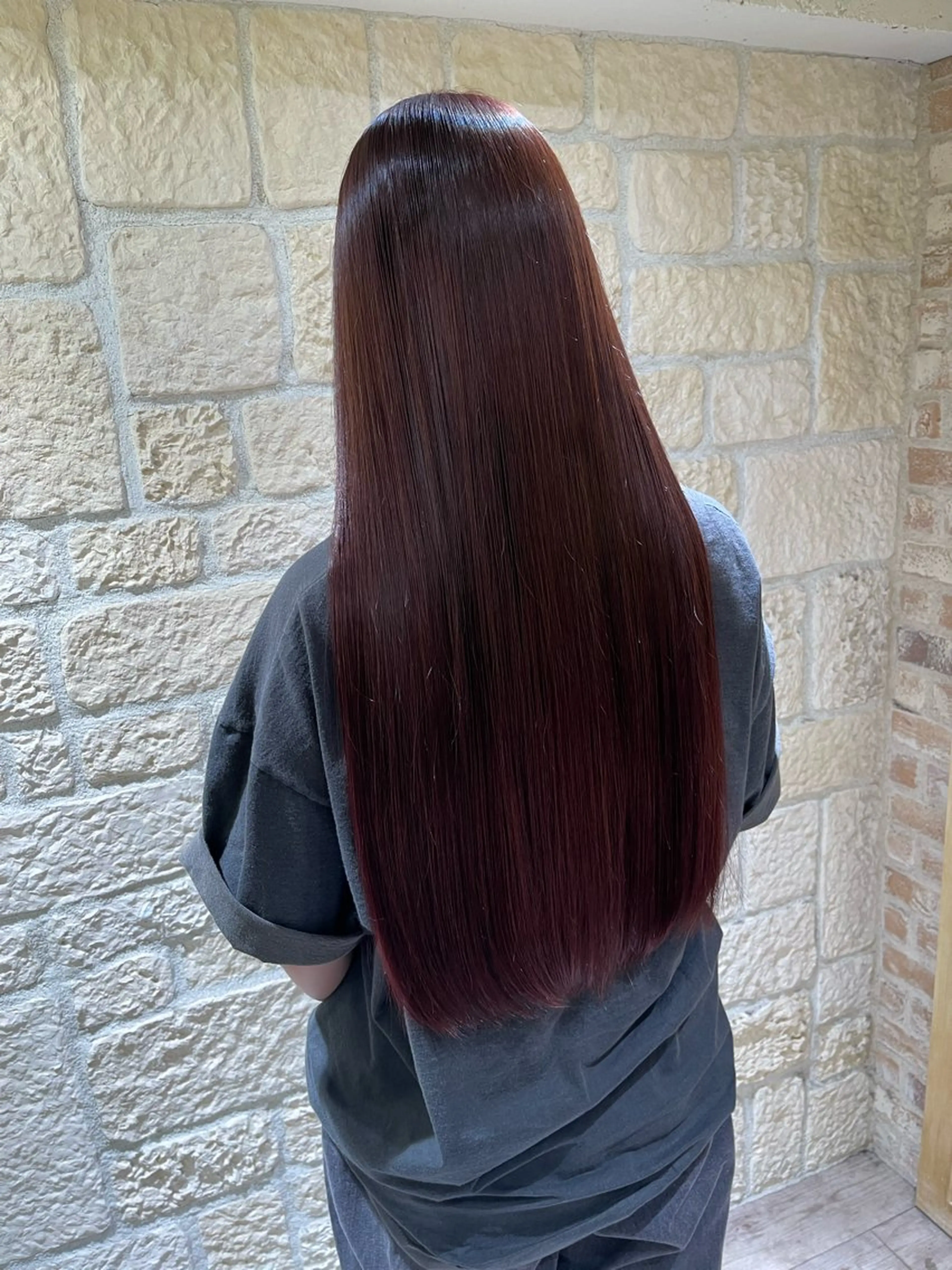 ロング ピンクブラウン luce所属・千代 夏輝のヘアスタイル