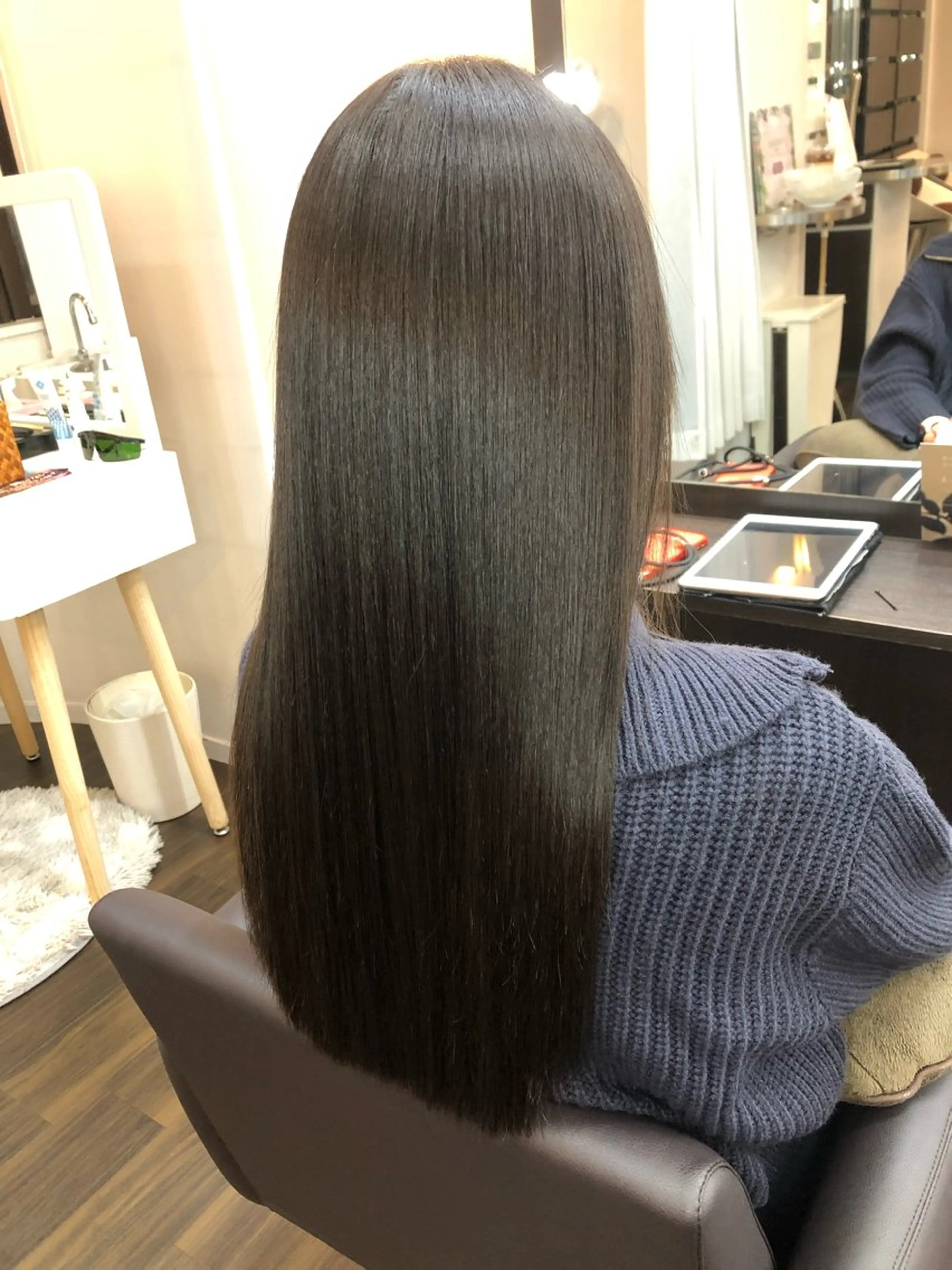 ロング 縮毛矯正 トリートメント ヘッドスパ 美髪髪質改善✨ 店長 天城由香のヘアスタイル