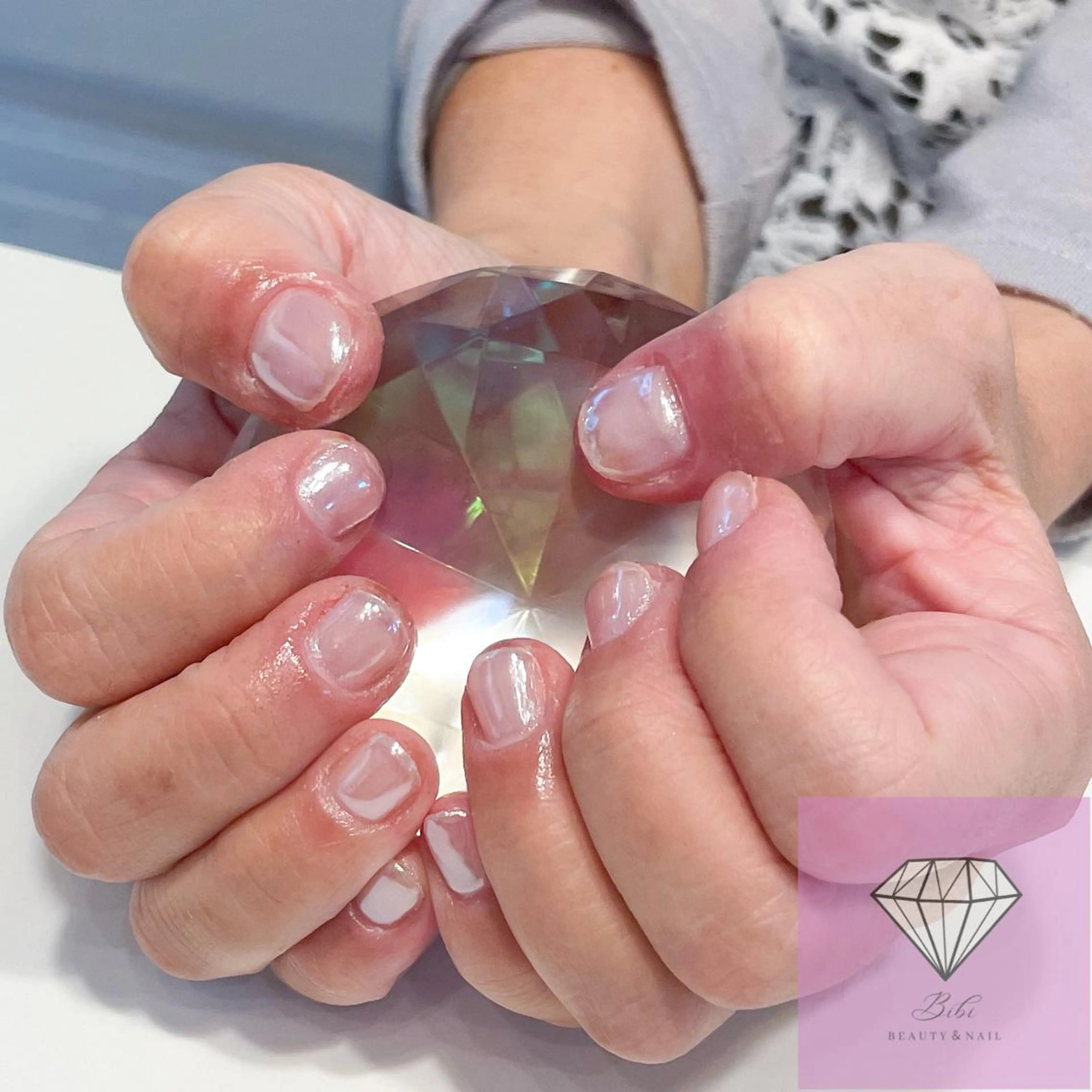 ネイル クリアネイル 氷ネイル・うるうるネイル ミラーネイル ハンドネイル ネイルサロン💎 Bibiのネイルデザイン