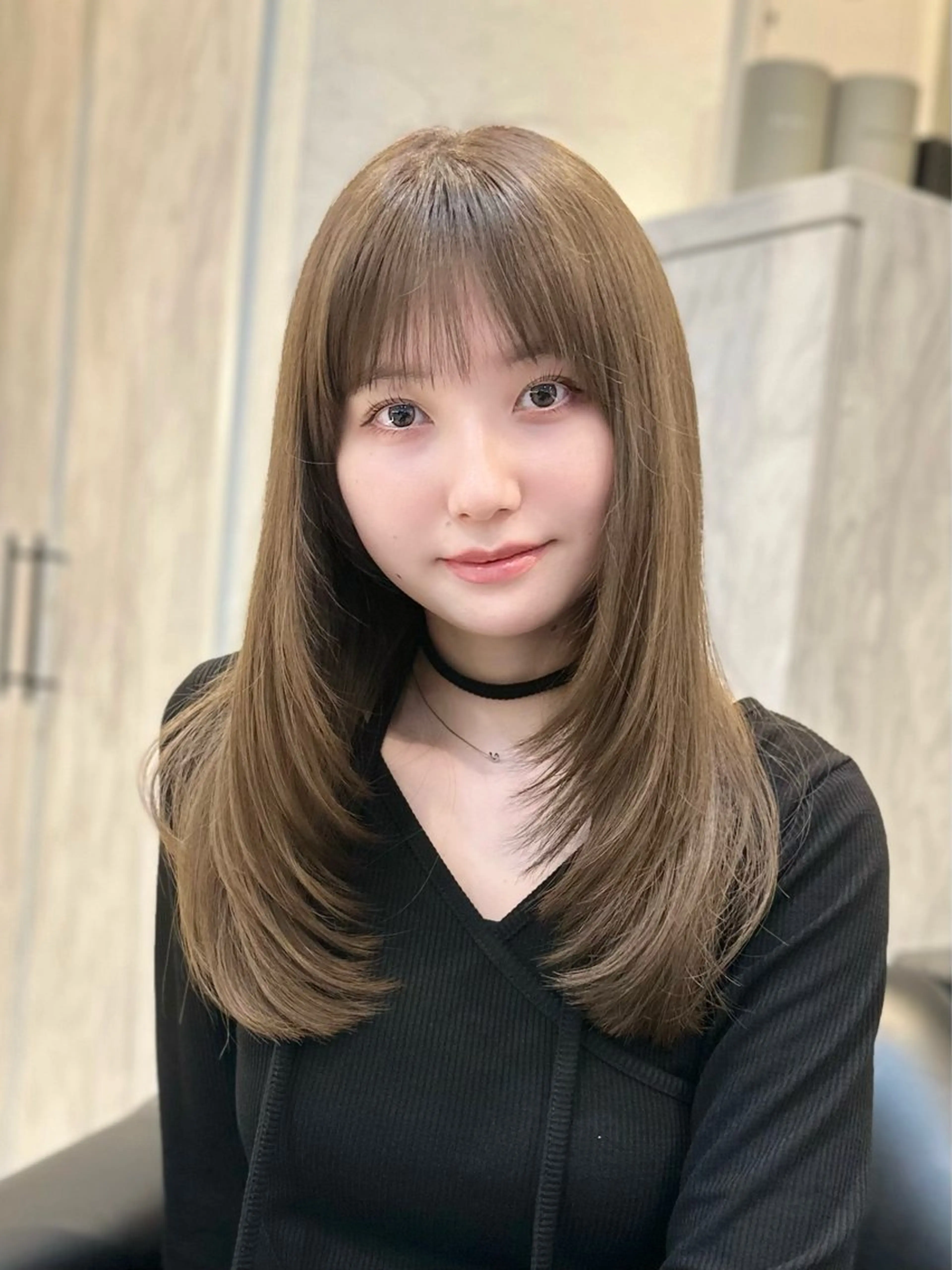 ミディアム カット ヘアカラー トリートメント 🌹ハッシュカット、 レイヤー韓国ヘア🌹のヘアスタイル