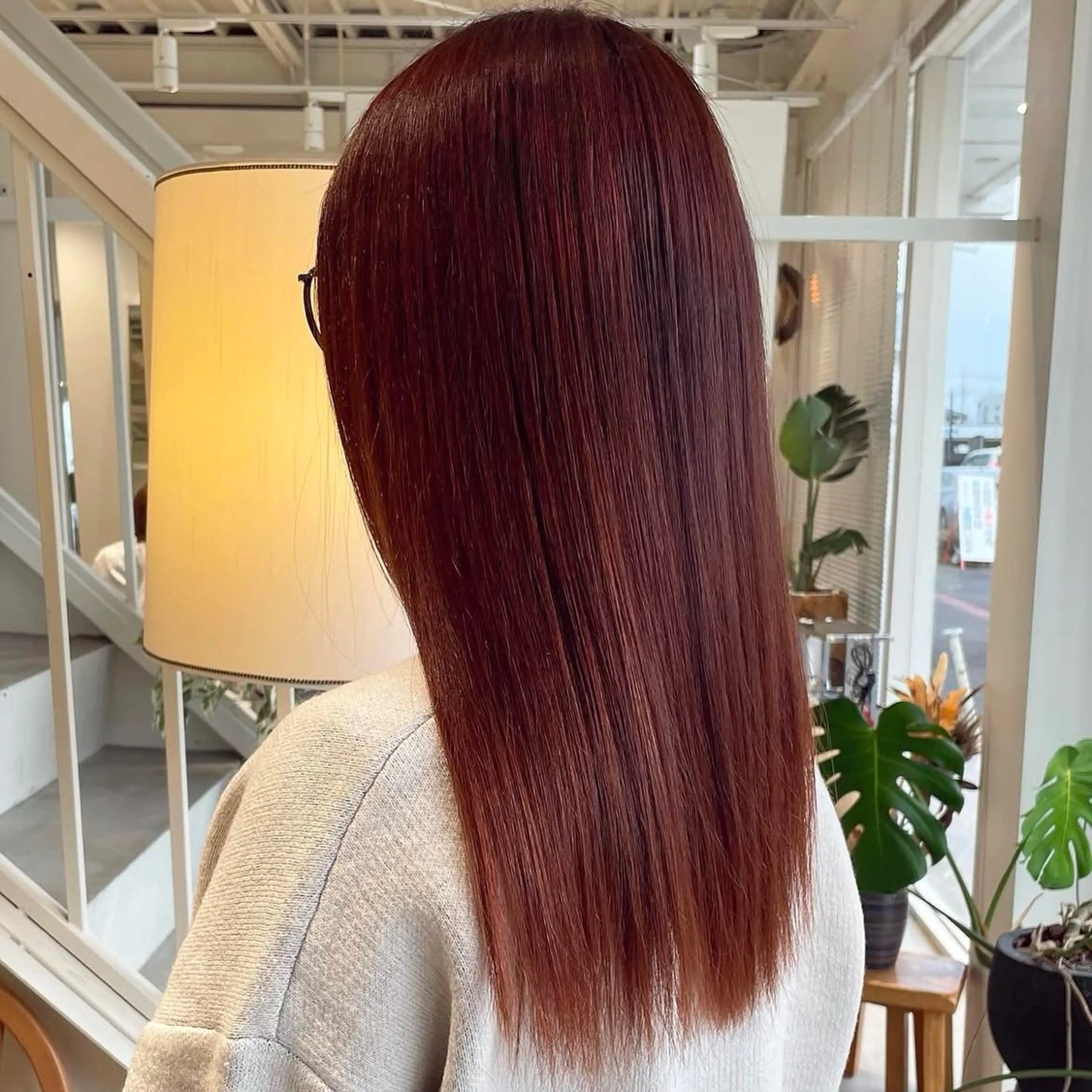 ロング カラー ブラウンカラー ピンクカラー ピンクブラウン 髪質改善 トリートメント 安西 香利奈のヘアスタイル