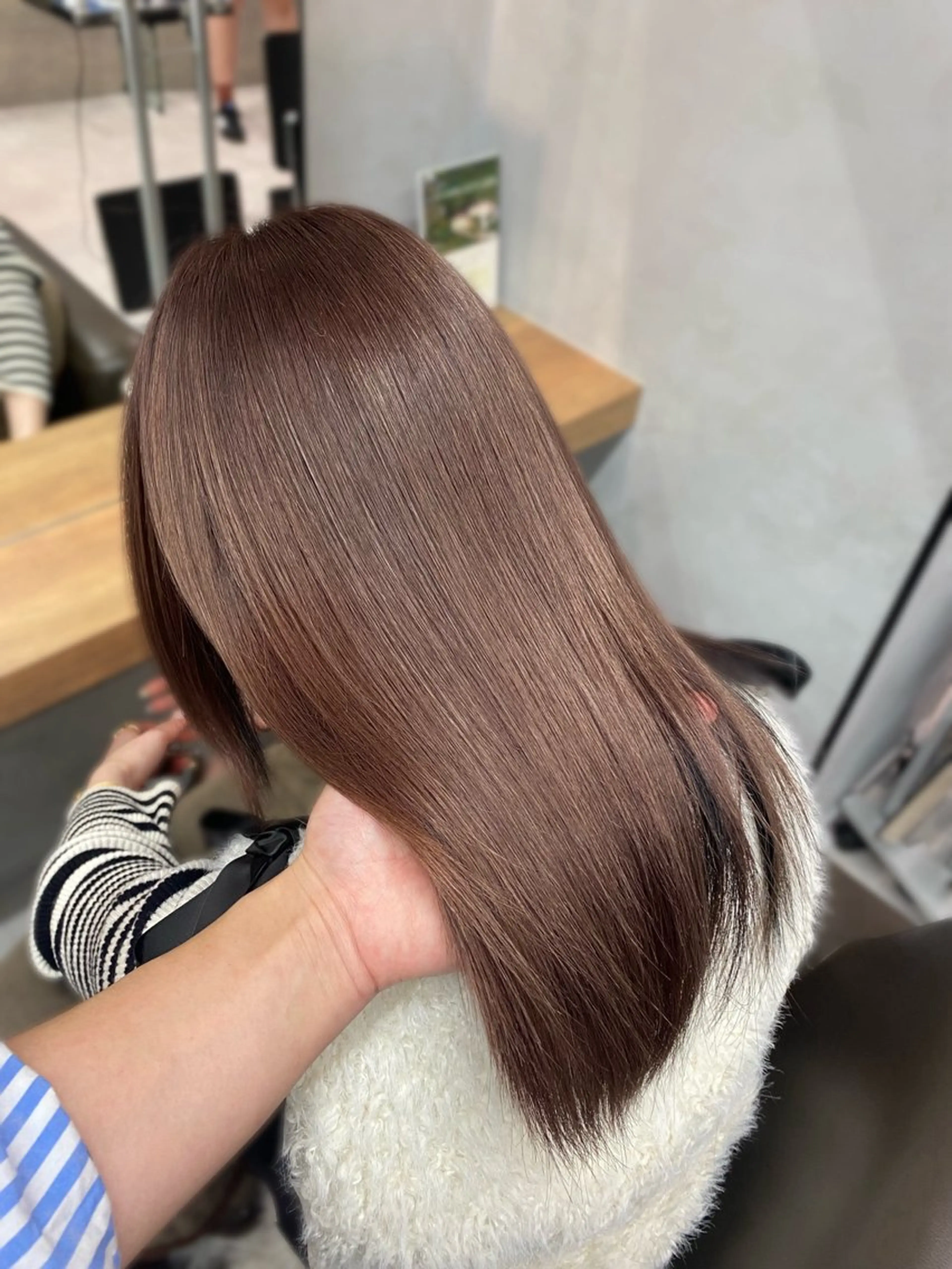ロング カラー 髪質改善 ヘアカラー トリートメント 銀座メンズパーマ🦚 ブリーチ🌿レイヤーのヘアスタイル