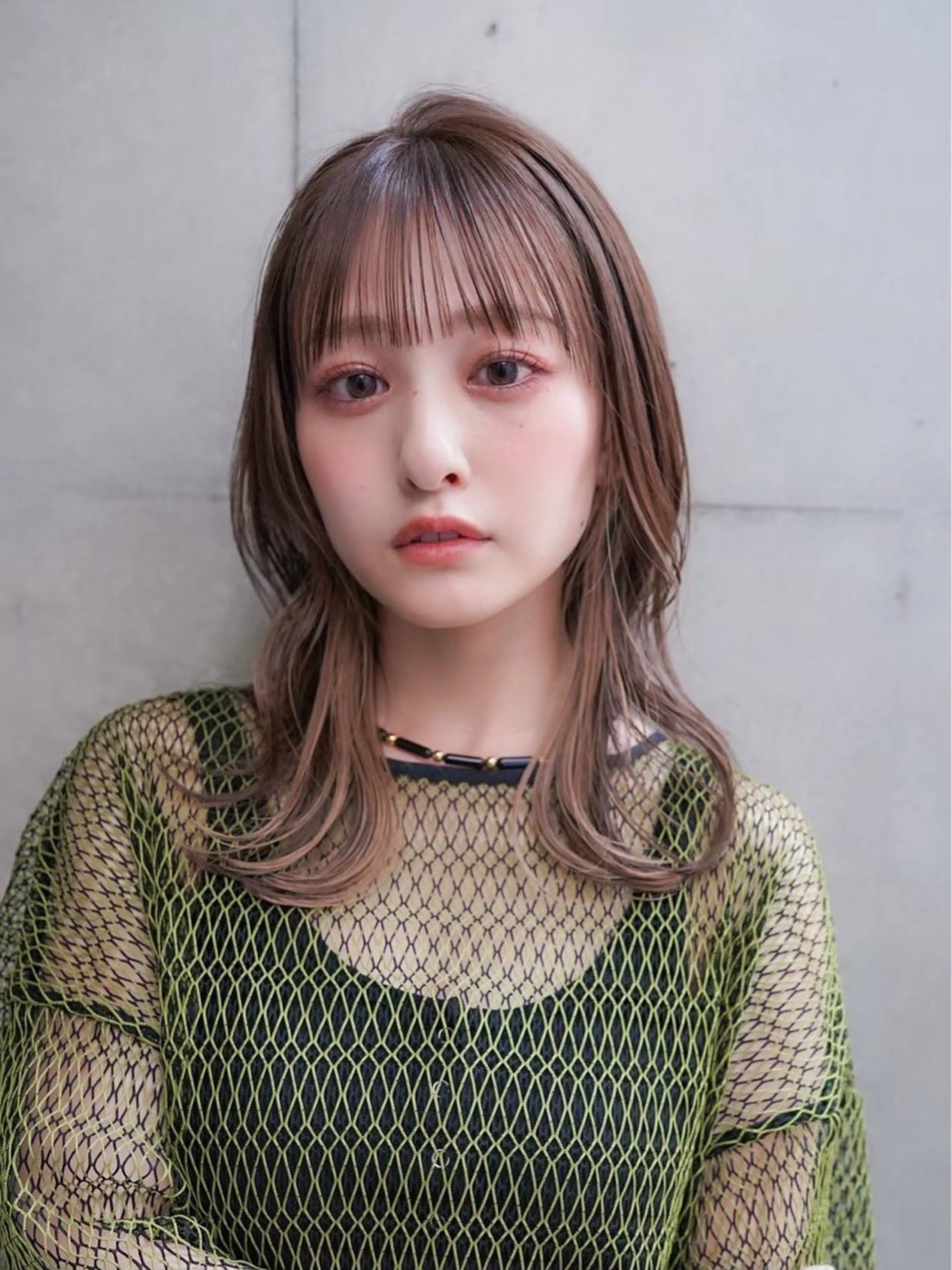 セミロング カラー MISAKI🪐 縮毛矯正のヘアスタイル