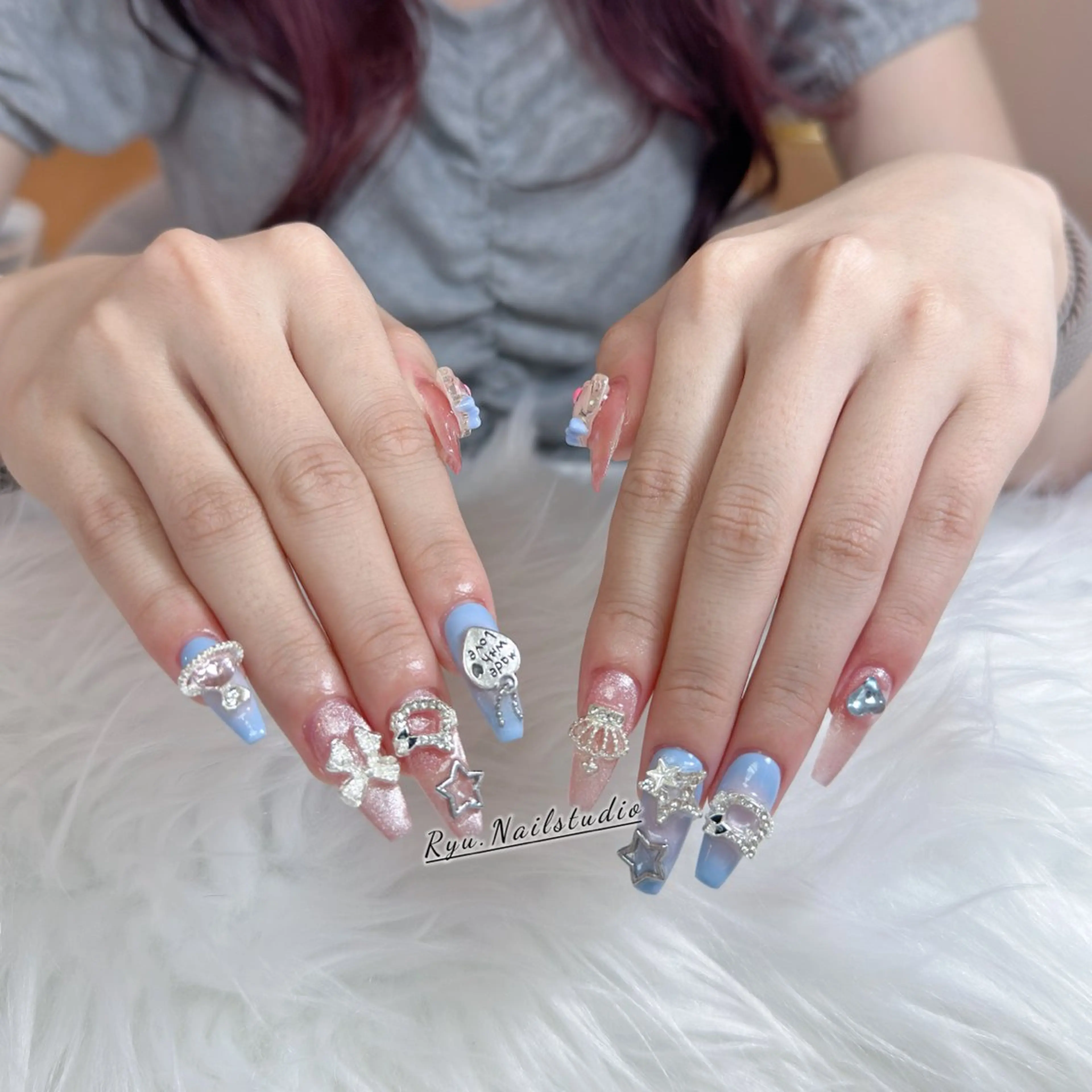 ネイル アートネイル ジェルネイル キラキラネイル ミラーネイル ニュアンスネイル ハンドネイル Ryu Nail Studio所属・Ryu Nail Studioのネイルデザイン