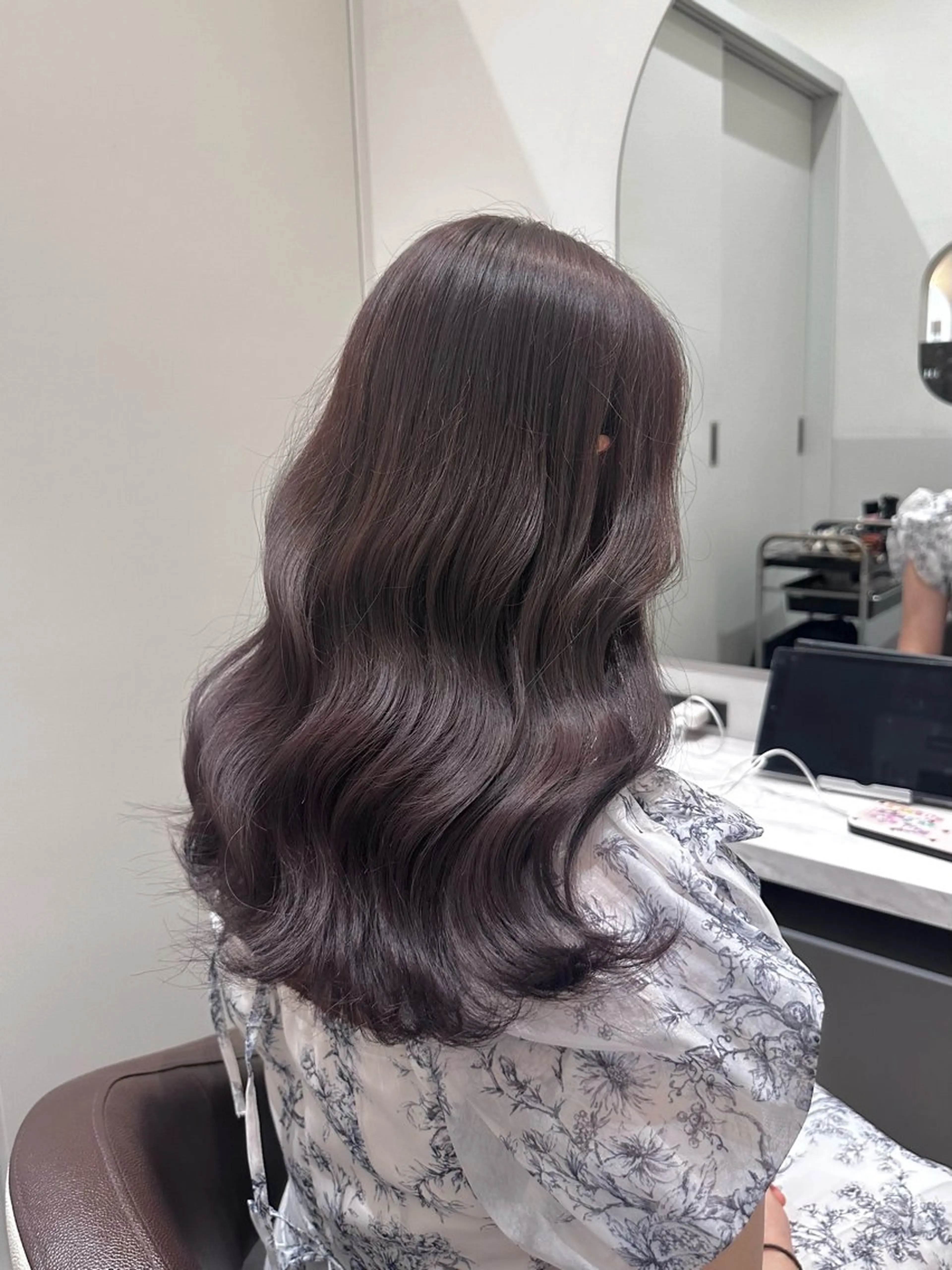 セミロング カラー ブリーチ グレージュ ラベンダーカラー ラベンダーグレージュ ラベンダーグレー カット ヘアカラー トリートメント LUMO所属・矢野 晃平のヘアスタイル