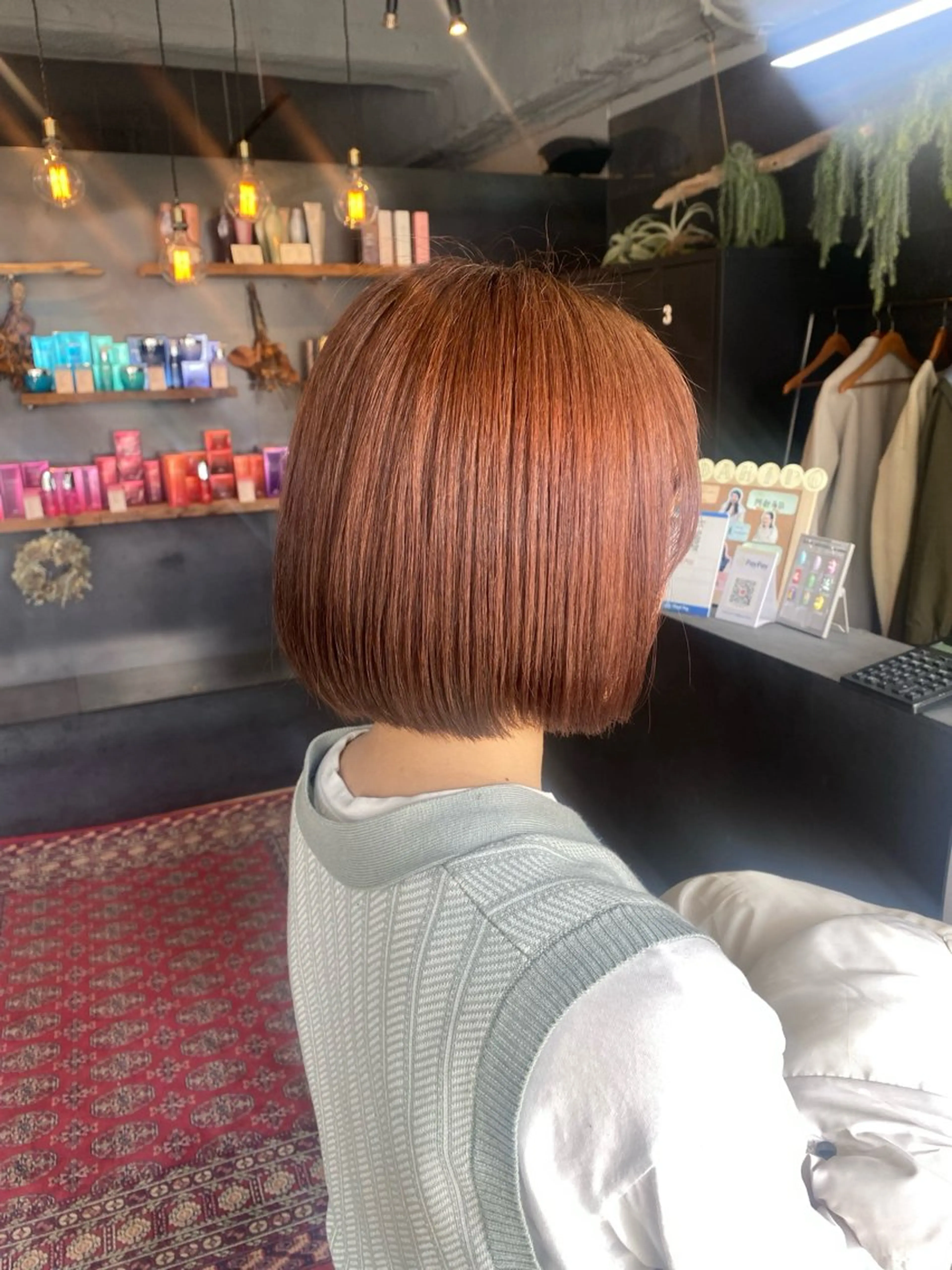 ミディアム カラー ブリーチ ダブルカラー ブリーチなしカラー ピンクカラー カット ヘアカラー Linda Hiro所属・坂下 麻梨奈のヘアスタイル