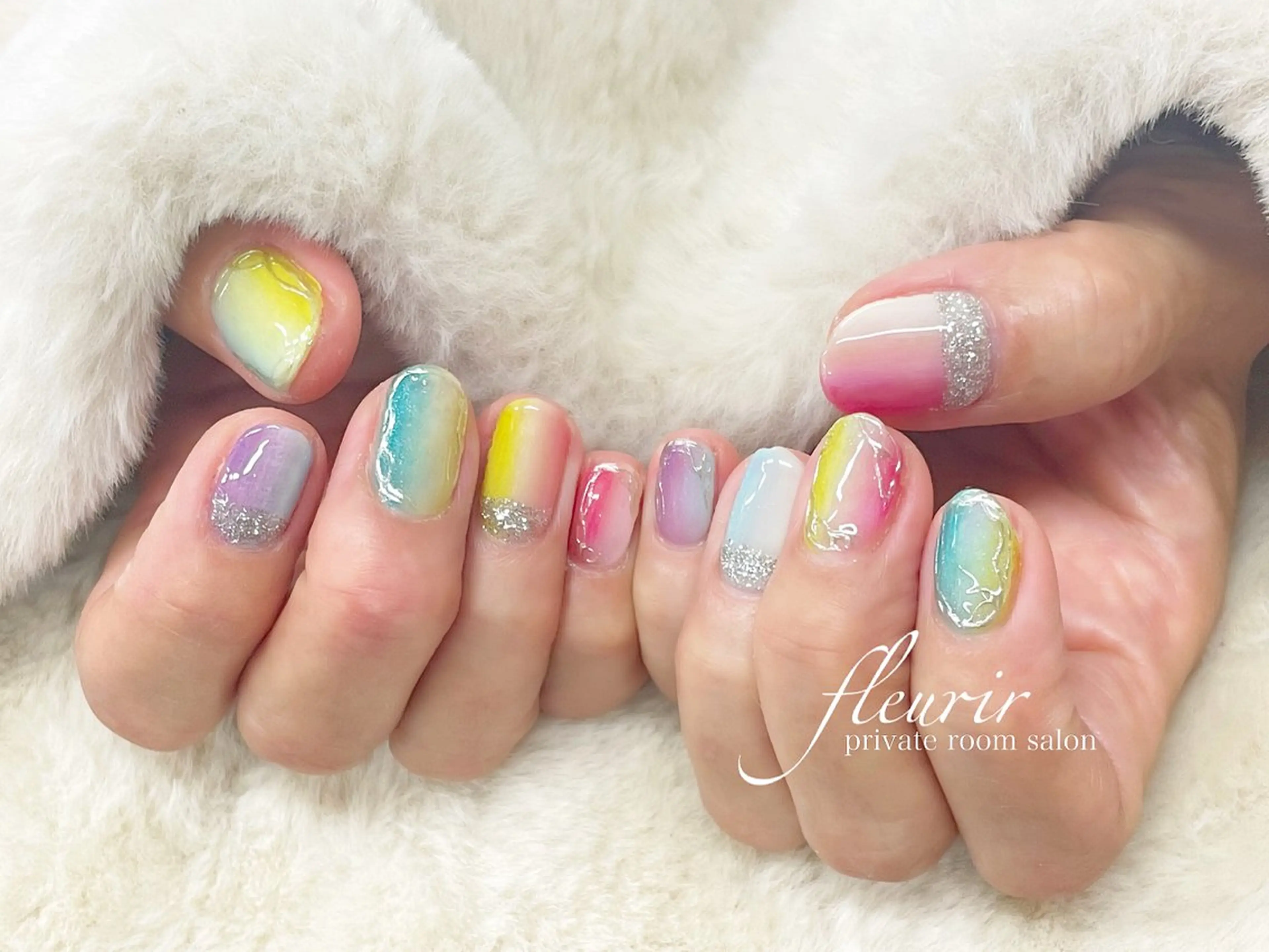 ネイル アートネイル ラメ(グリッター) 水色 ミラーネイル パステルネイル フルリール 【プライベートサロンのネイルデザイン