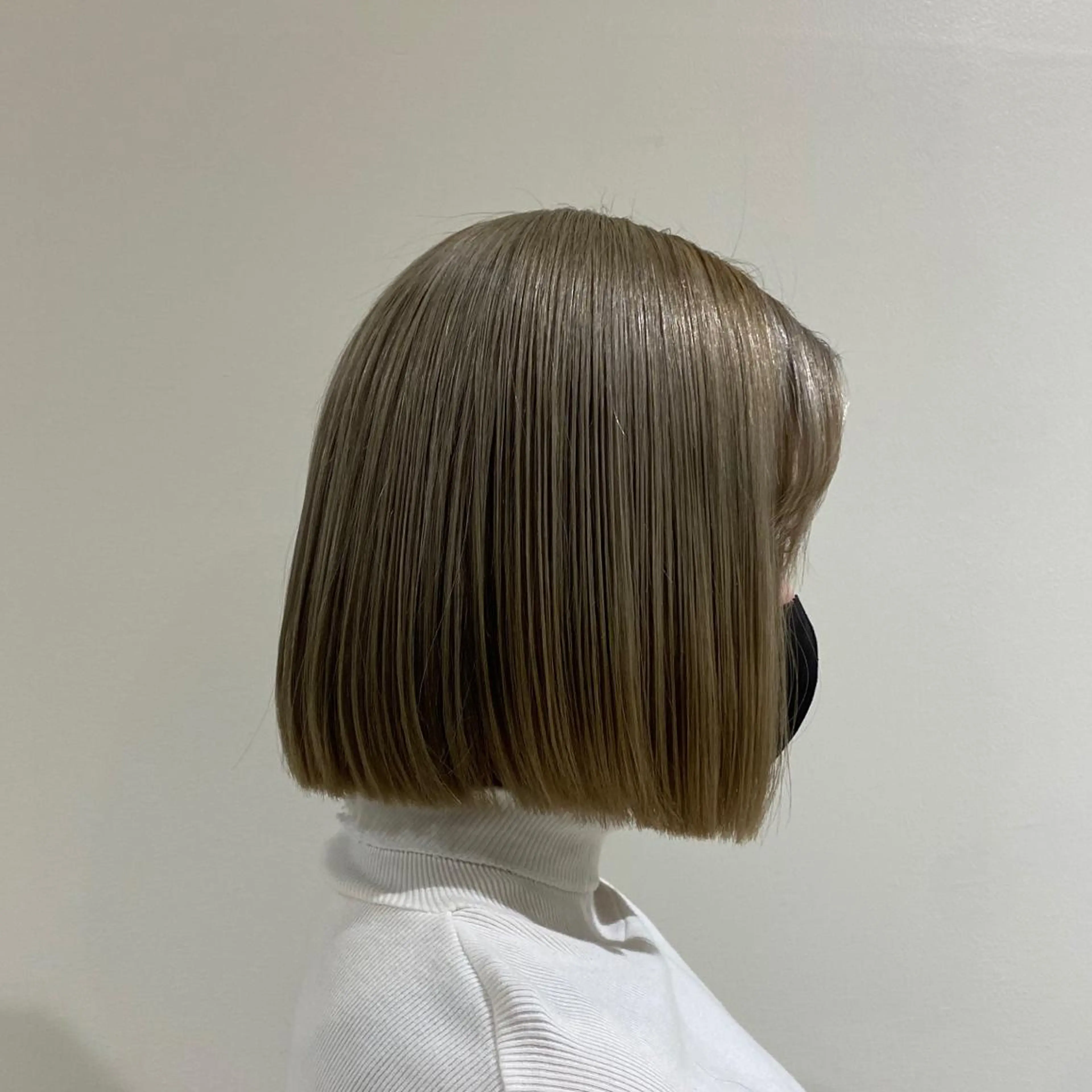 ミディアム ボブ 透明感カラー🌈 菊池 結衣のヘアスタイル