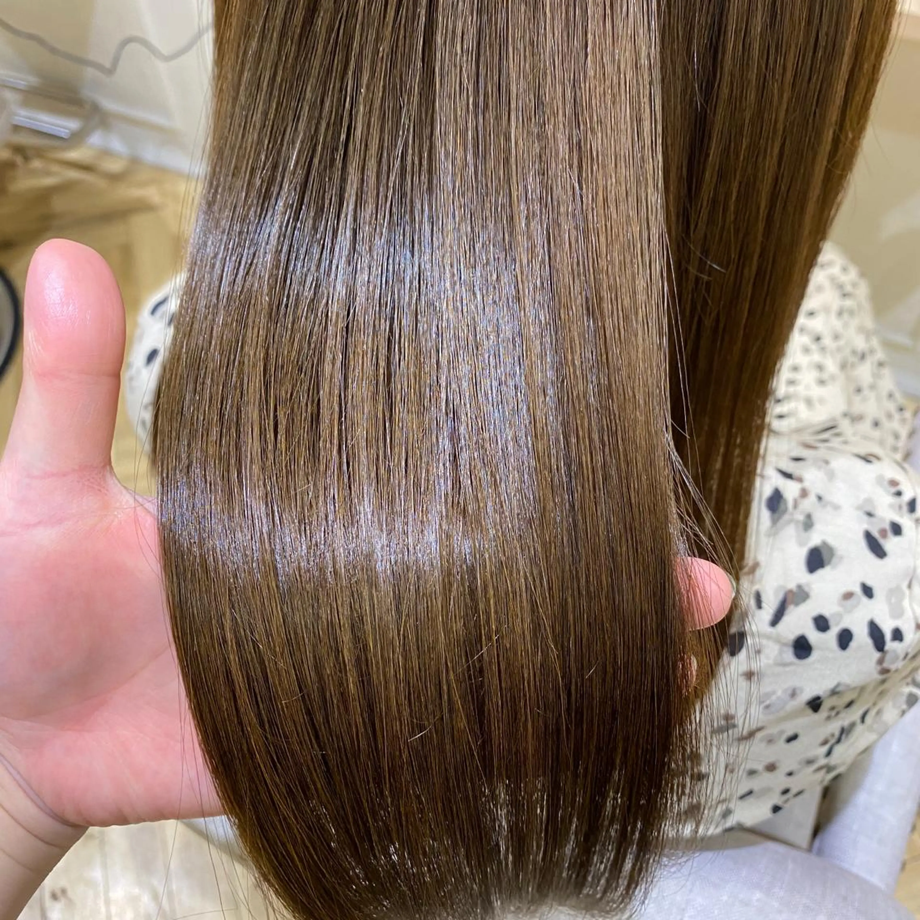 セミロング トリートメント 酸熱トリートメント 縮毛矯正 韓国ヘア🇰🇷 SAYAのヘアスタイル
