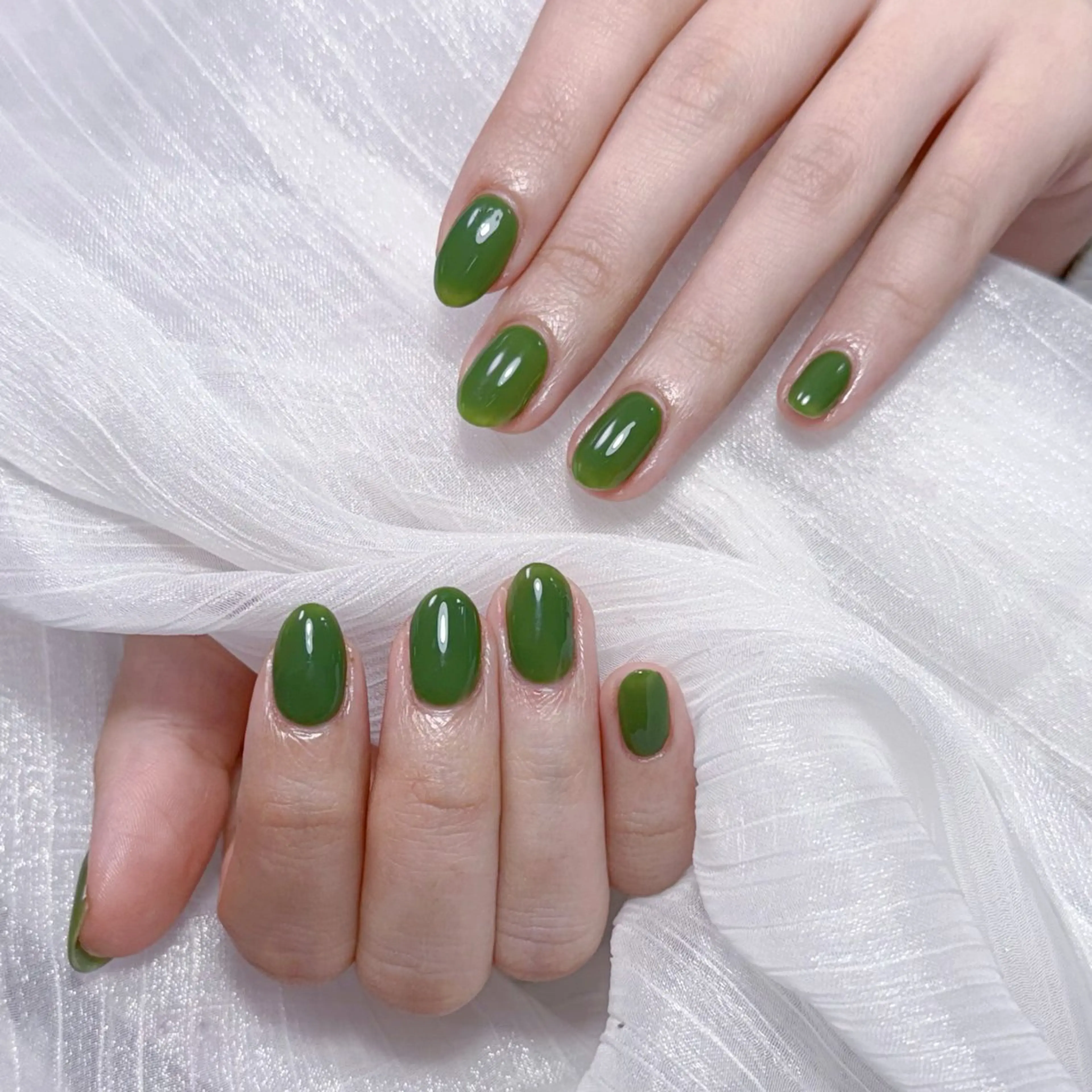 ネイル ハンドネイル エクラNailサロン ミオのネイルデザイン