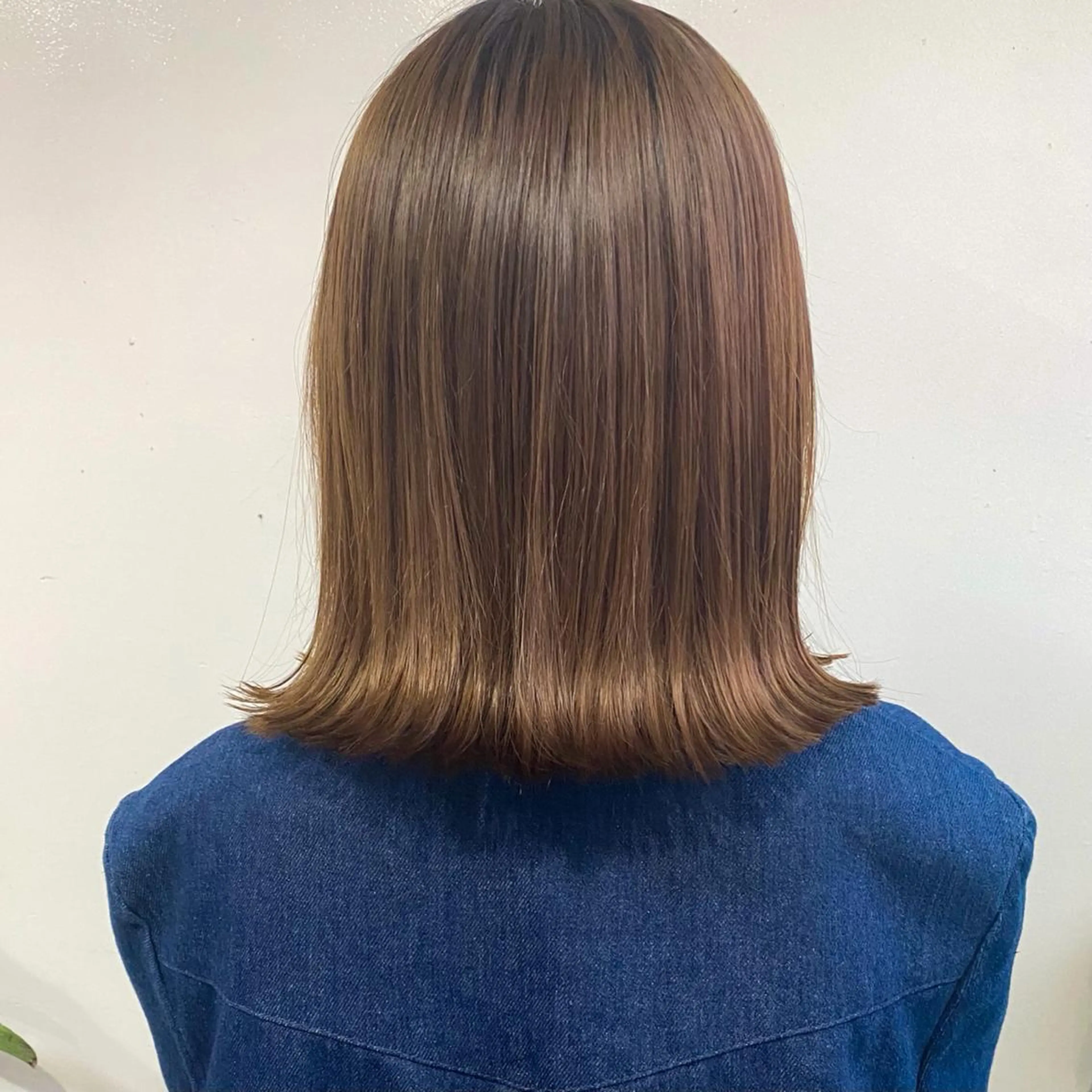 ミディアム カット トリートメント 中屋恵美🎨 Designカラーのヘアスタイル