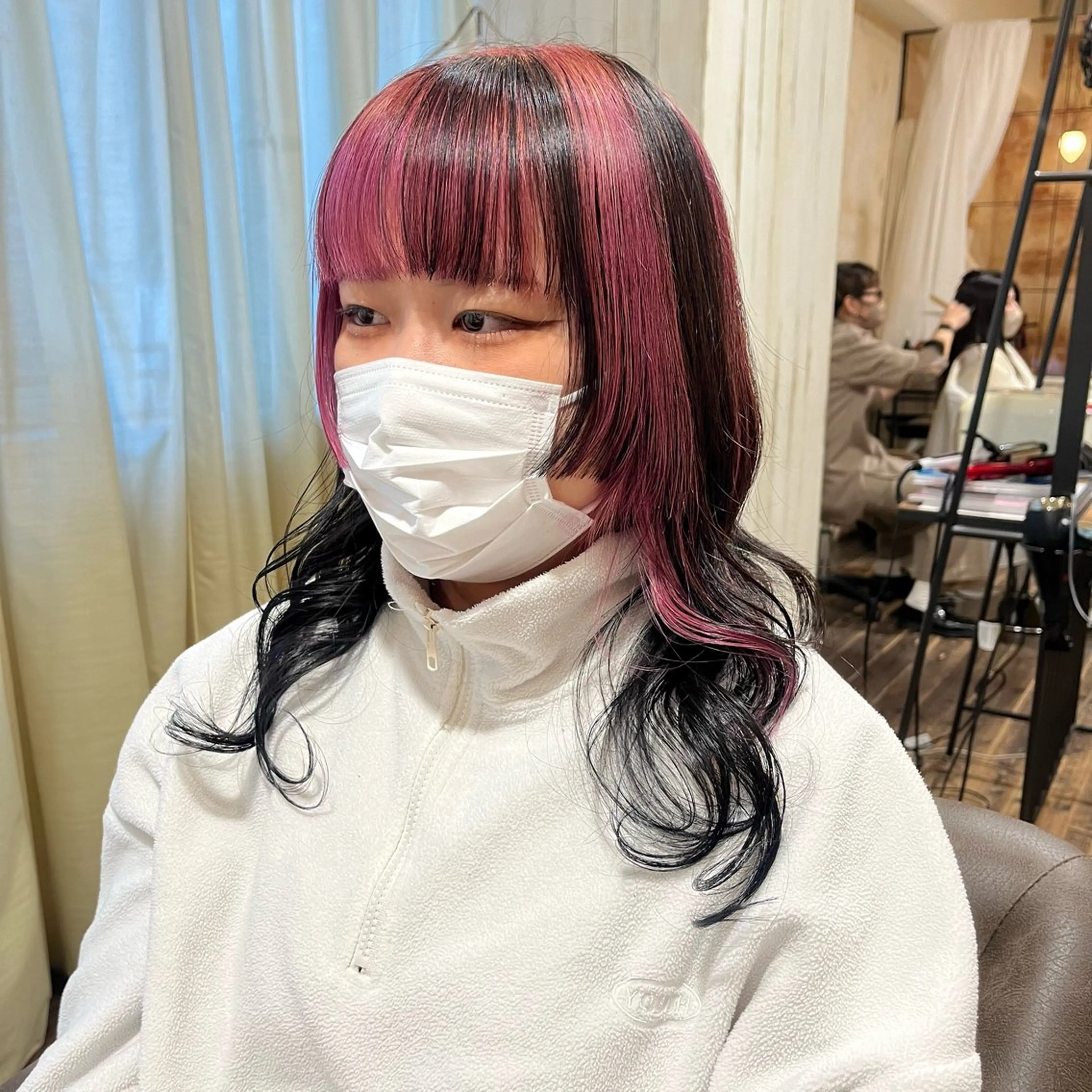 ロング カラー ピンクカラー パ ルのヘアスタイル