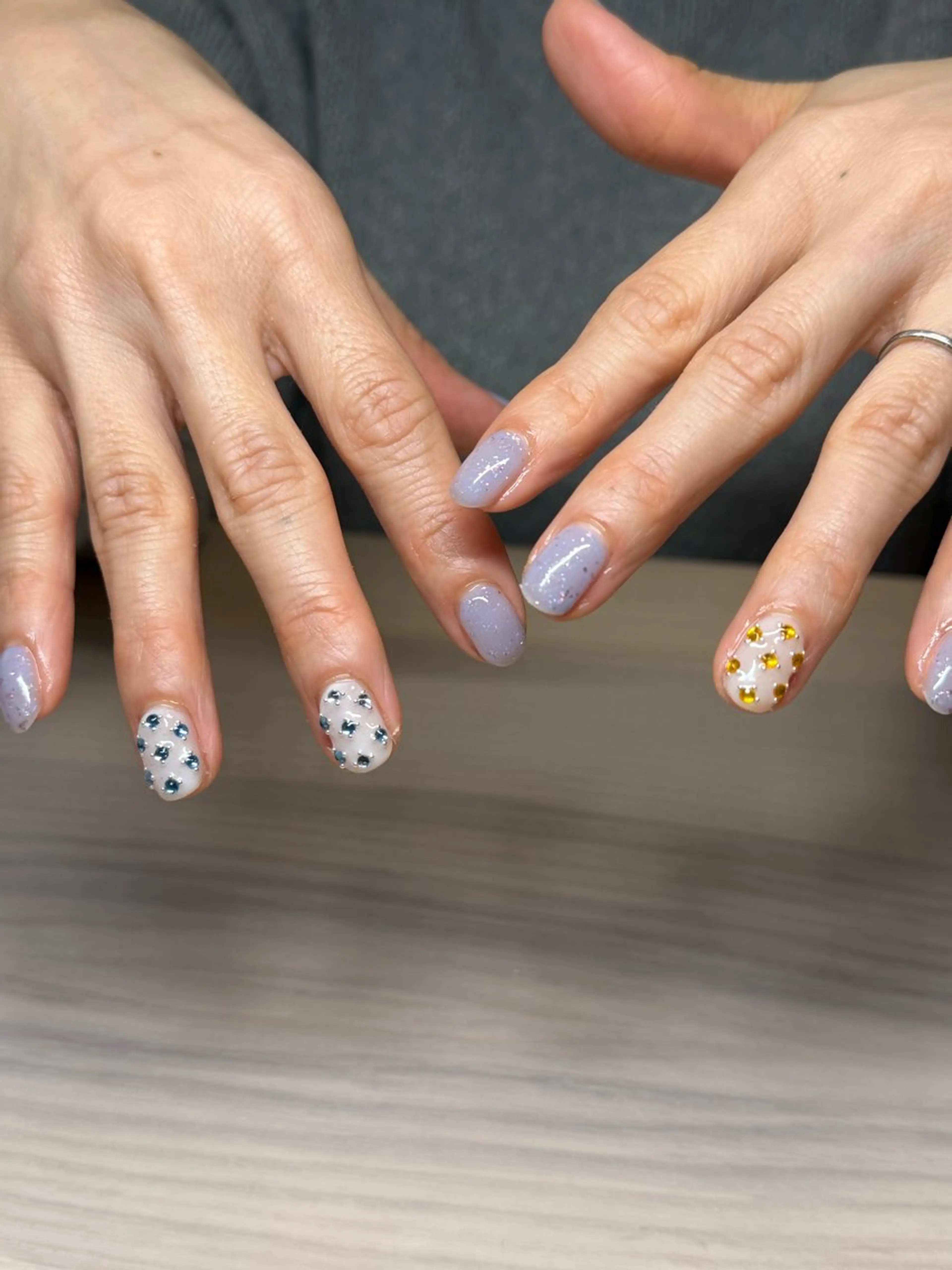 ネイル ハンドネイル デ・アイム「nail salon MIMIPARUN」所属・ナリス化粧品 MIMIPARUNのネイルデザイン