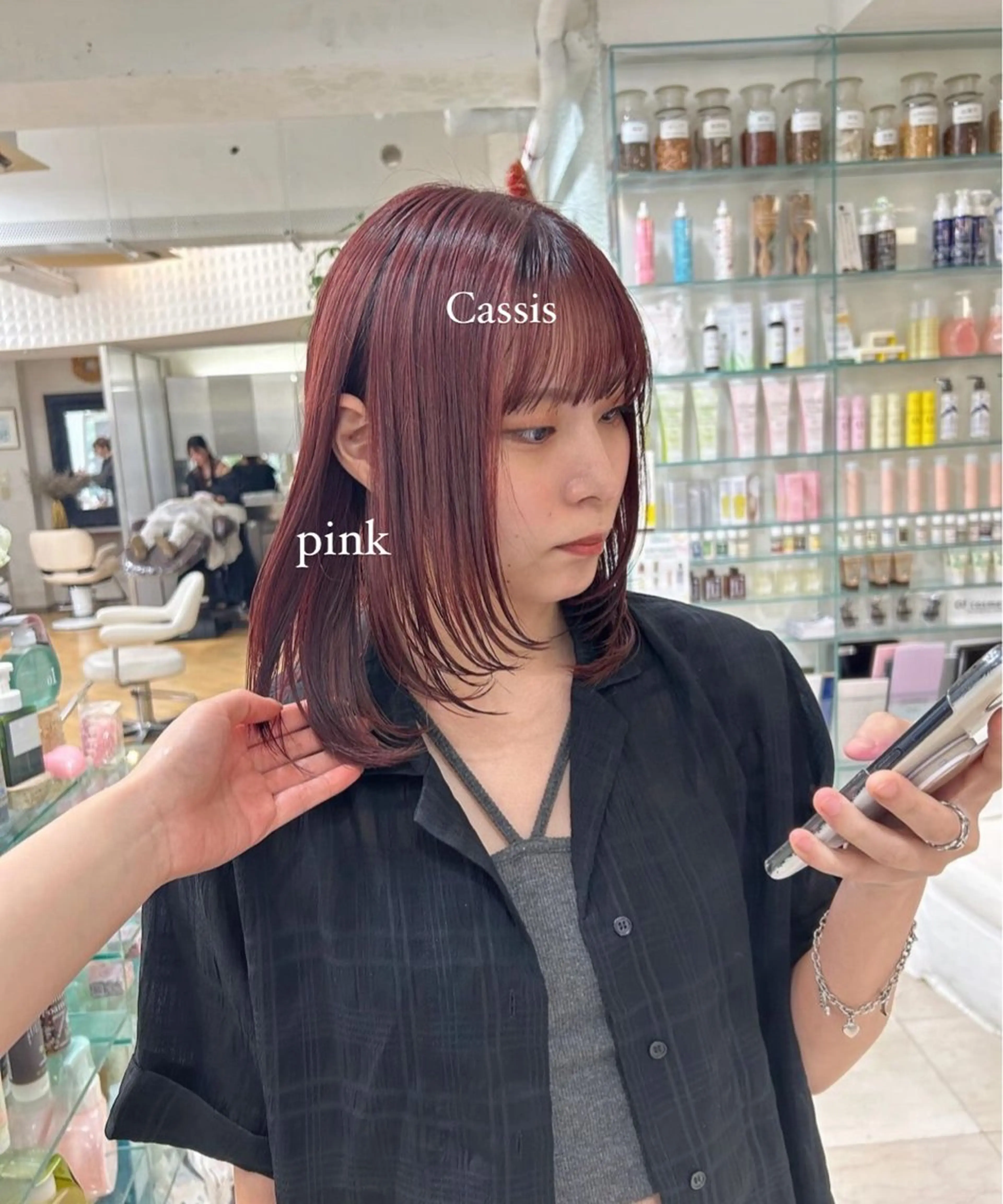 ショート カラー ピンクカラー ありむらもえ/ インナーカラーのヘアスタイル