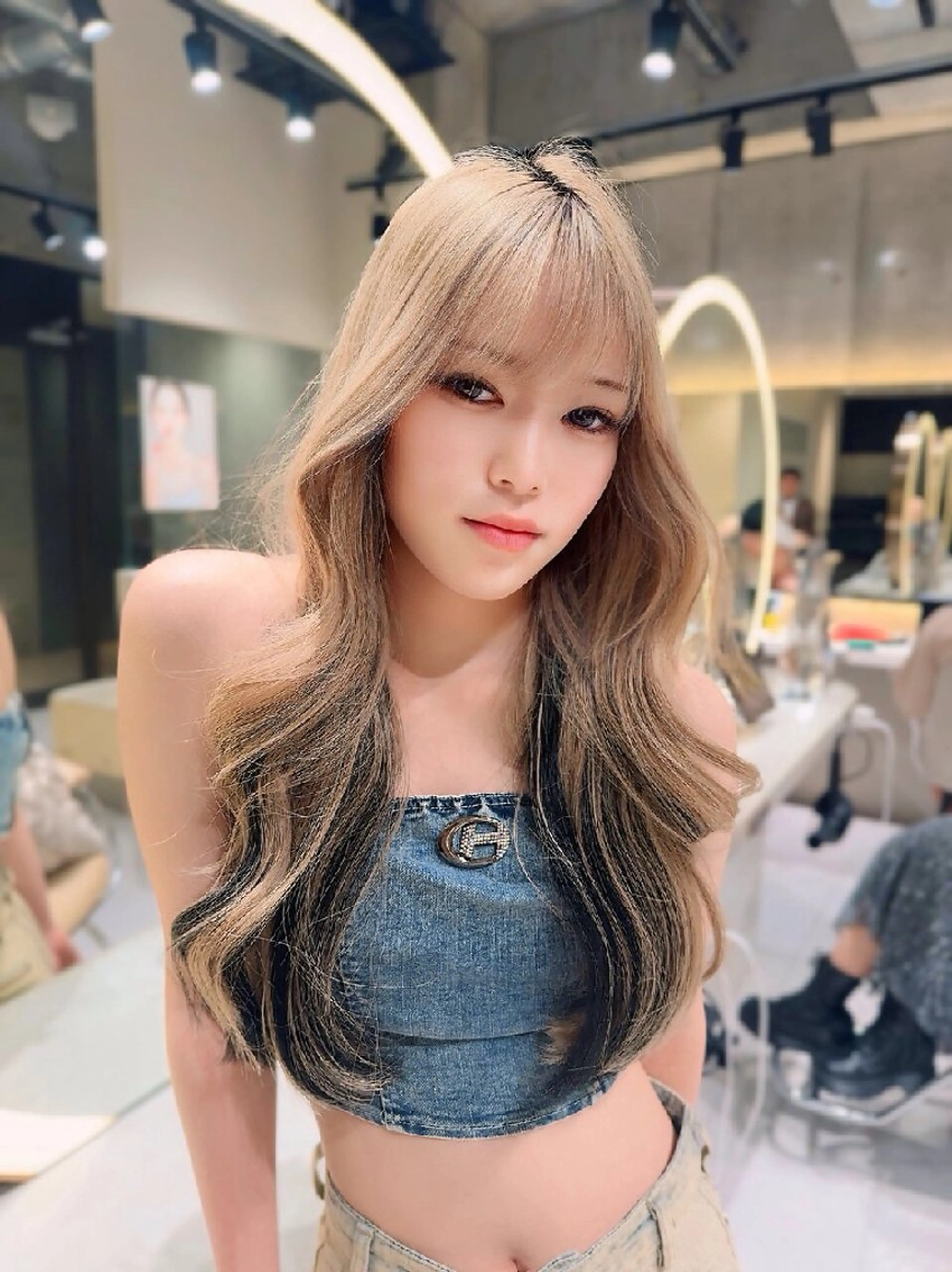 ロング カラー カット ヘアカラー トリートメント Lond Mirrorのヘアスタイル