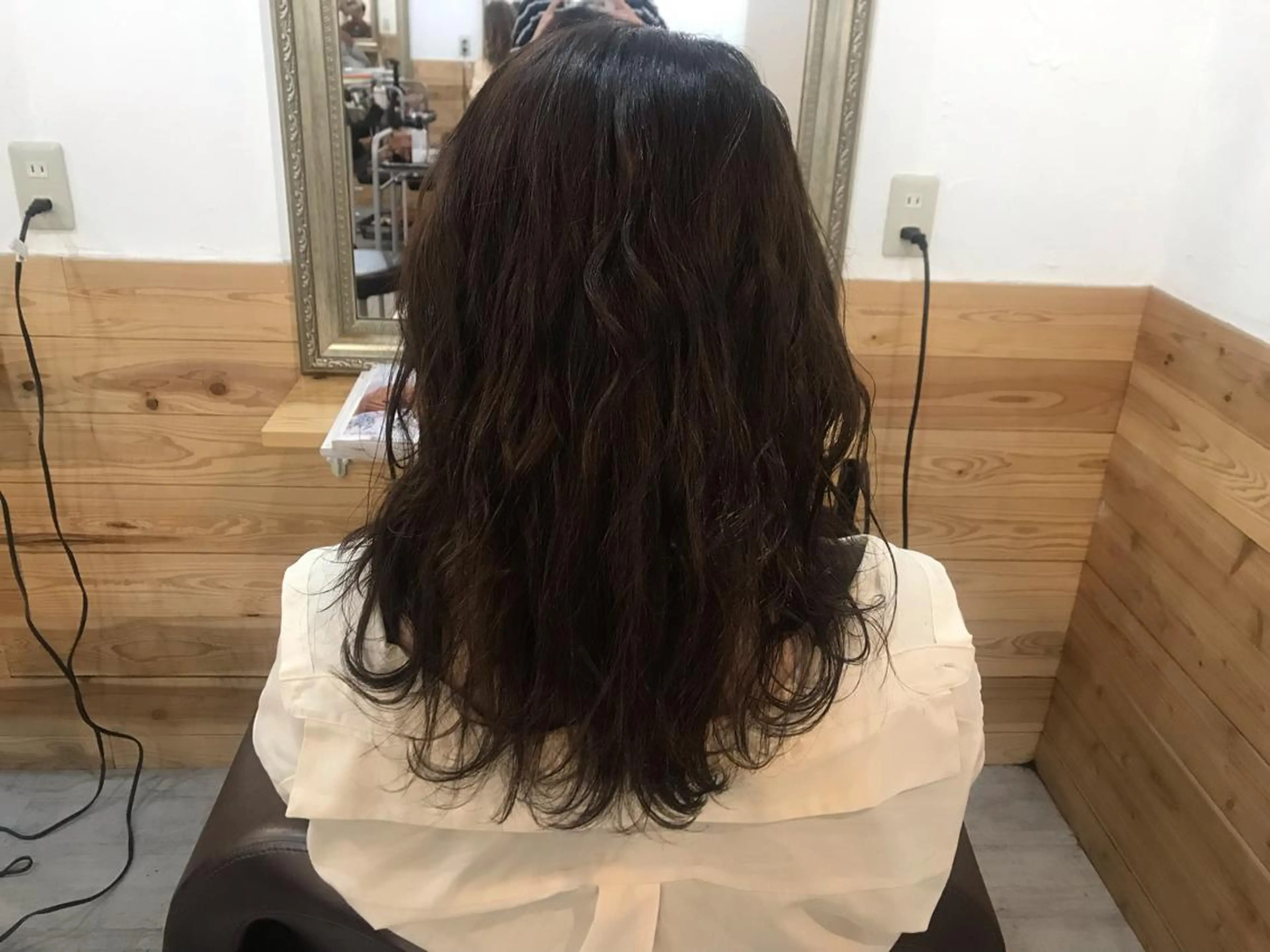 セミロング カラー ヘアアレンジ a moment所属・蔵前🫧韓国風レイヤ ーカット🫧KAHOのヘアスタイル