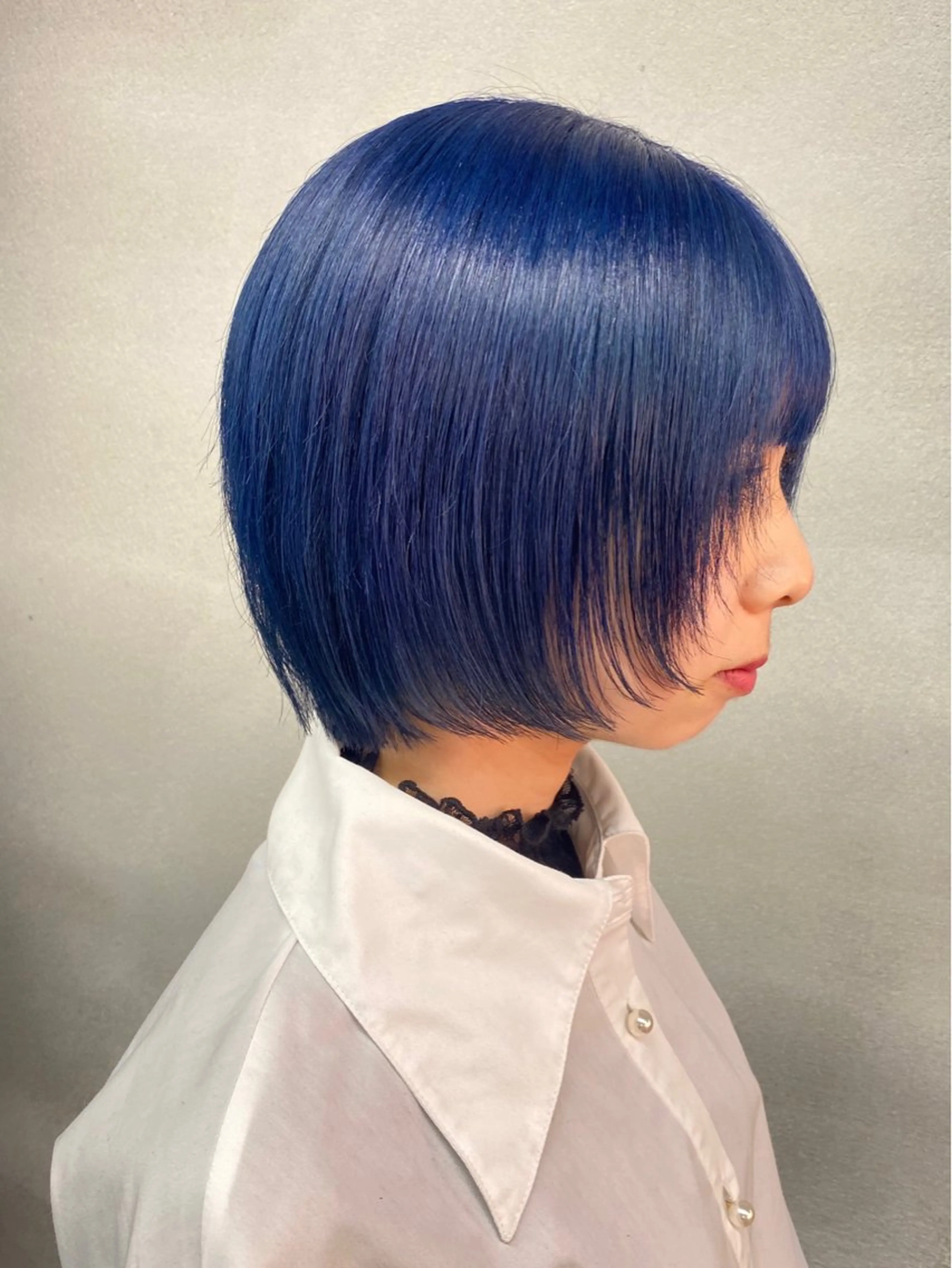 ショート カラー ブリーチ ボブ 顔まわりレイヤー 顔周りカット レイヤーカット ヘアカラー トリートメント 柏 デザインカラー/ レイヤー🐣シオリのヘアスタイル