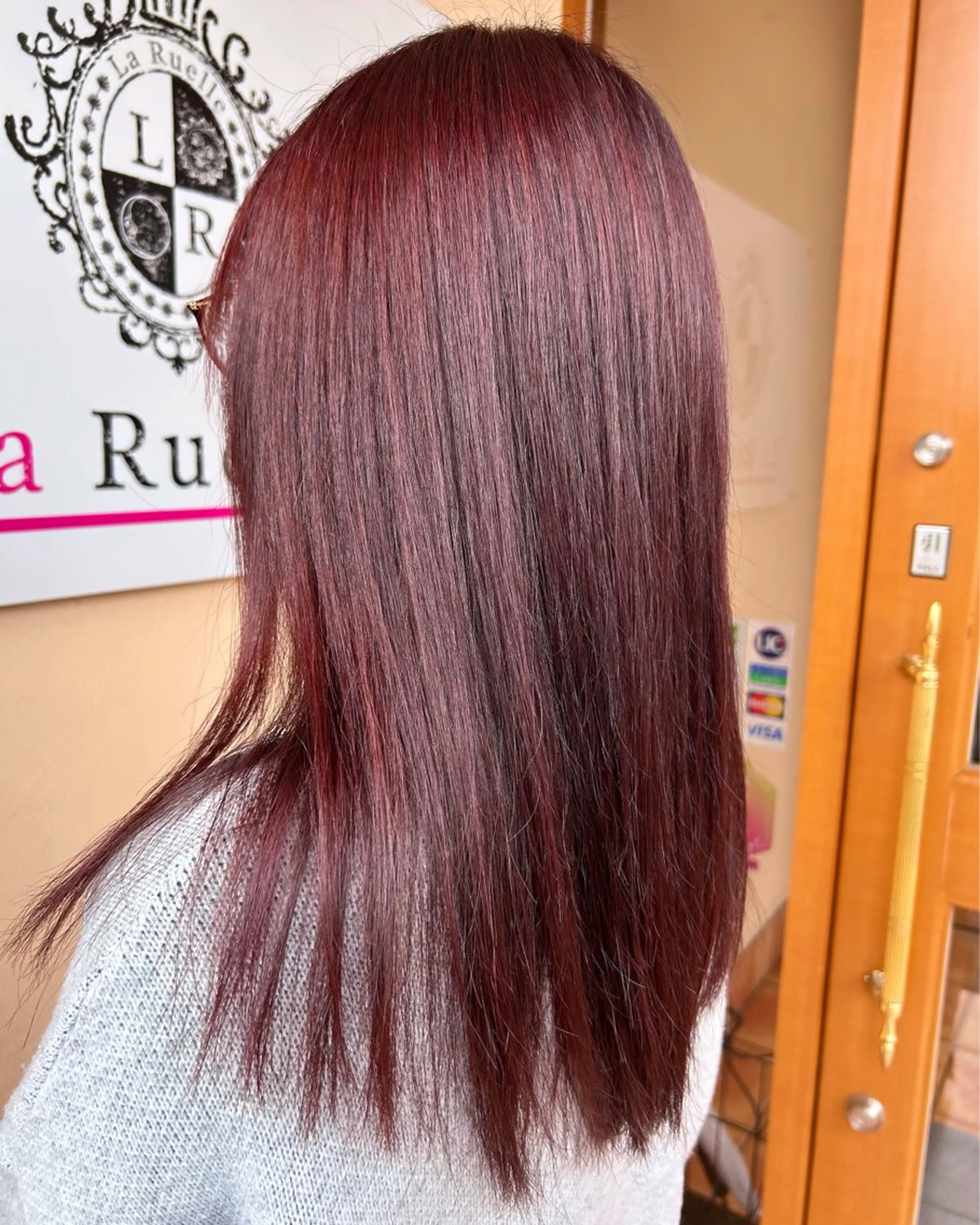 カラー カシス 坂本 瑞季のヘアスタイル