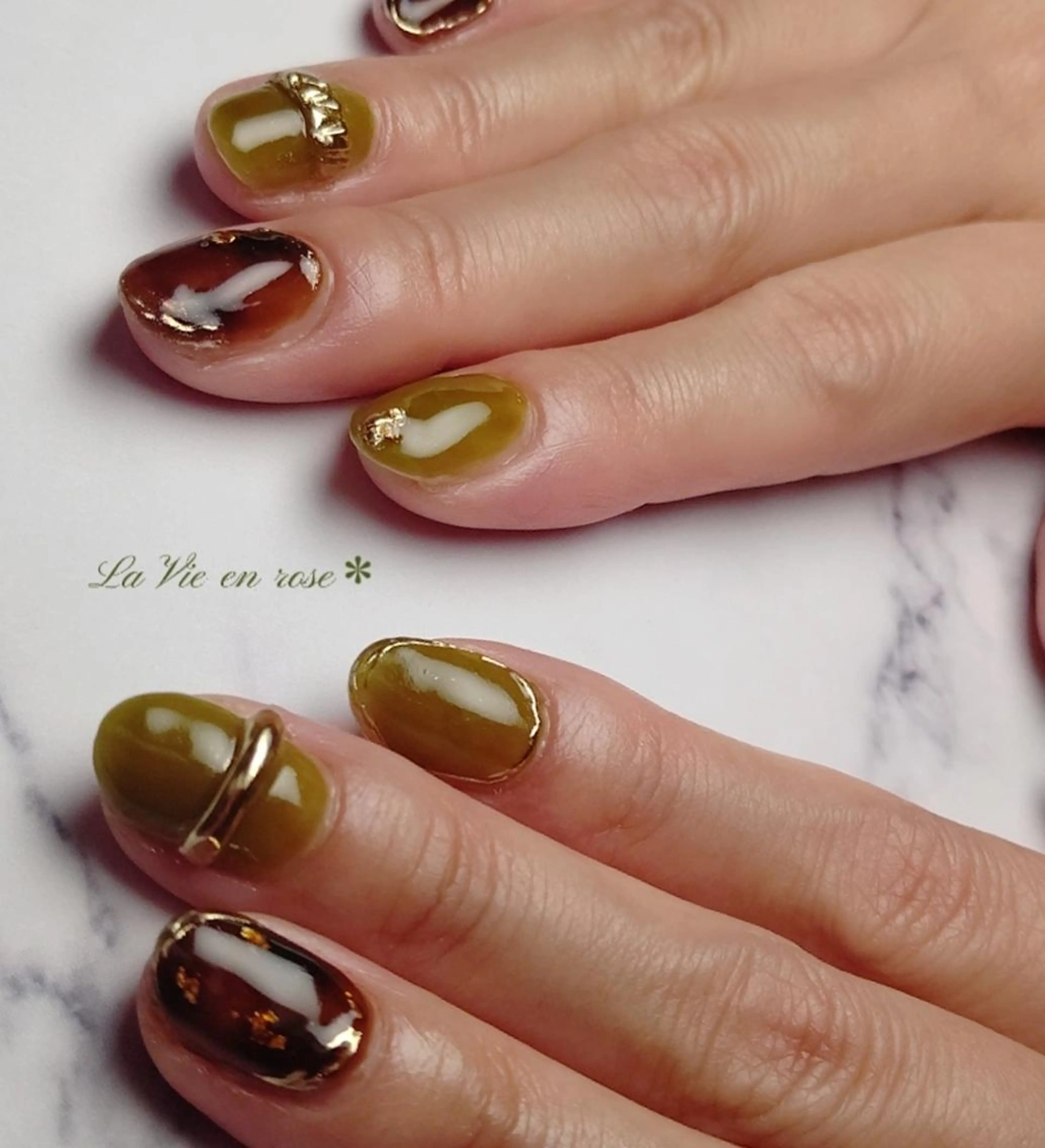 ネイル ラヴィアン ローズのネイルデザイン