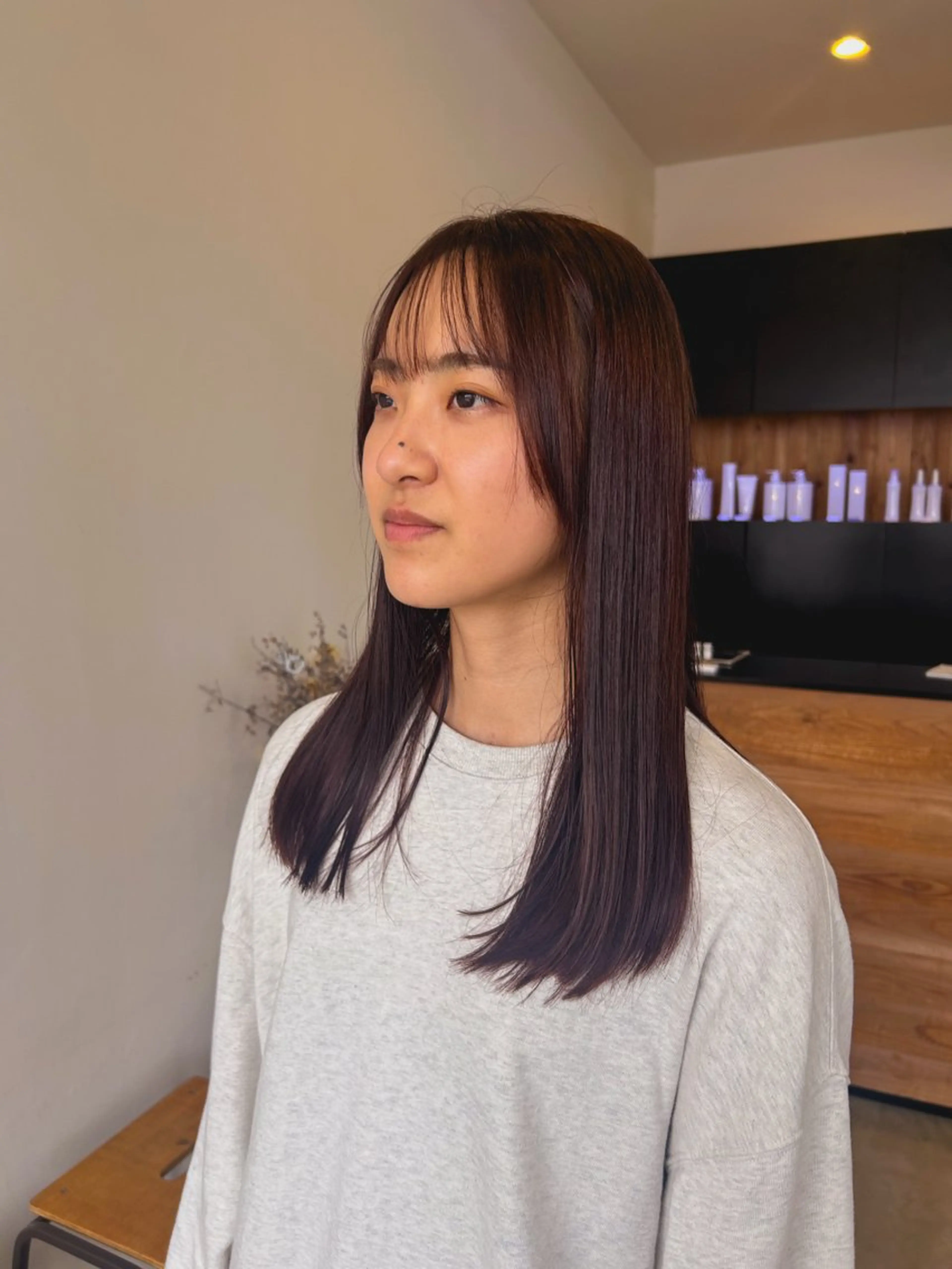セミロング カラー アッシュ ブラウンカラー 透明感カラー ピンクカラー ピンクブラウン カット ヘアカラー トリートメント plus HAIR いずみのヘアスタイル