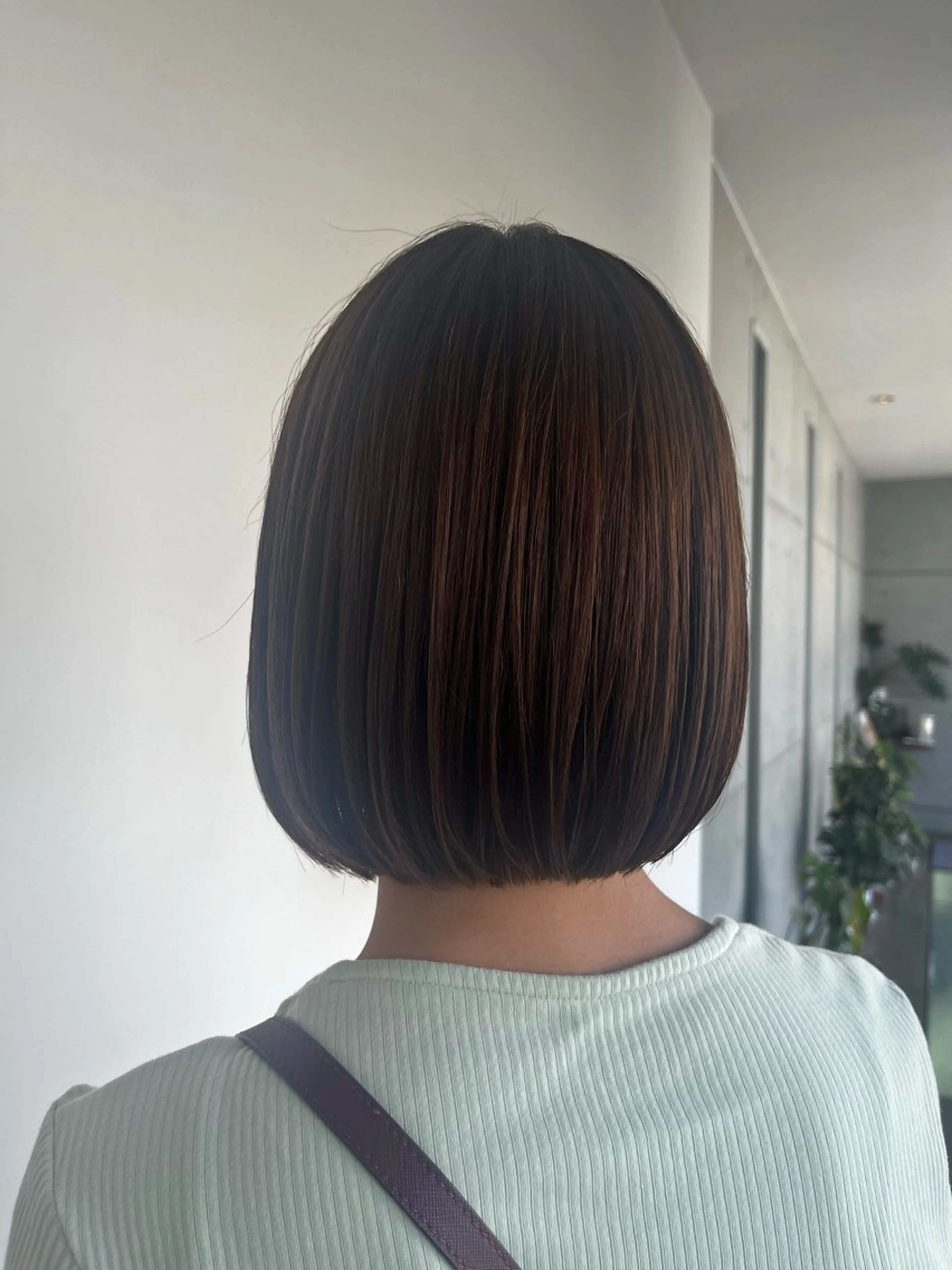 ショート ボブ カット ヘアカラー sharon所属・おせ ちさとのヘアスタイル