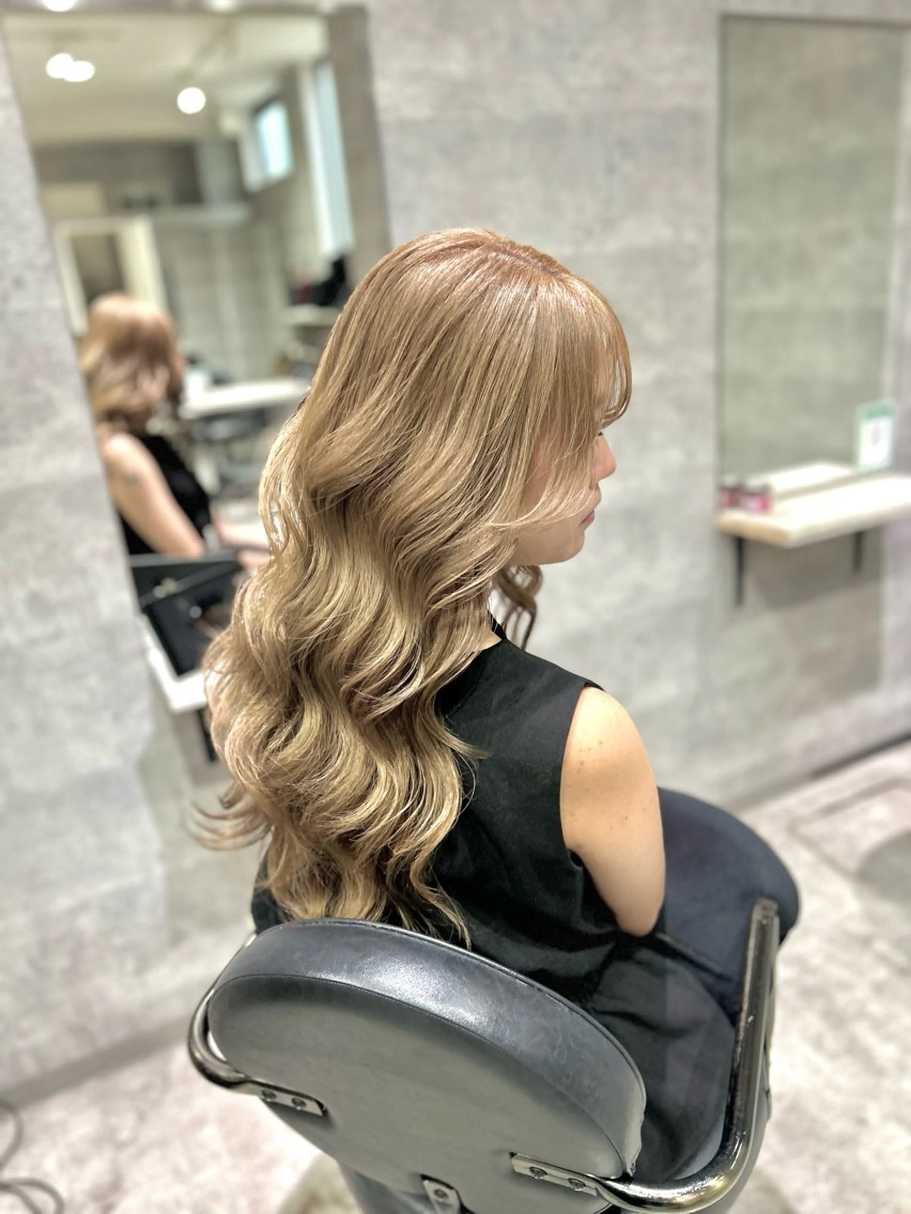 ロング ヘアカラー _WHITE難波店[アンダーバーホワイト]所属・難波/艶カラー/ 韓国風/中村嘉秀のヘアスタイル