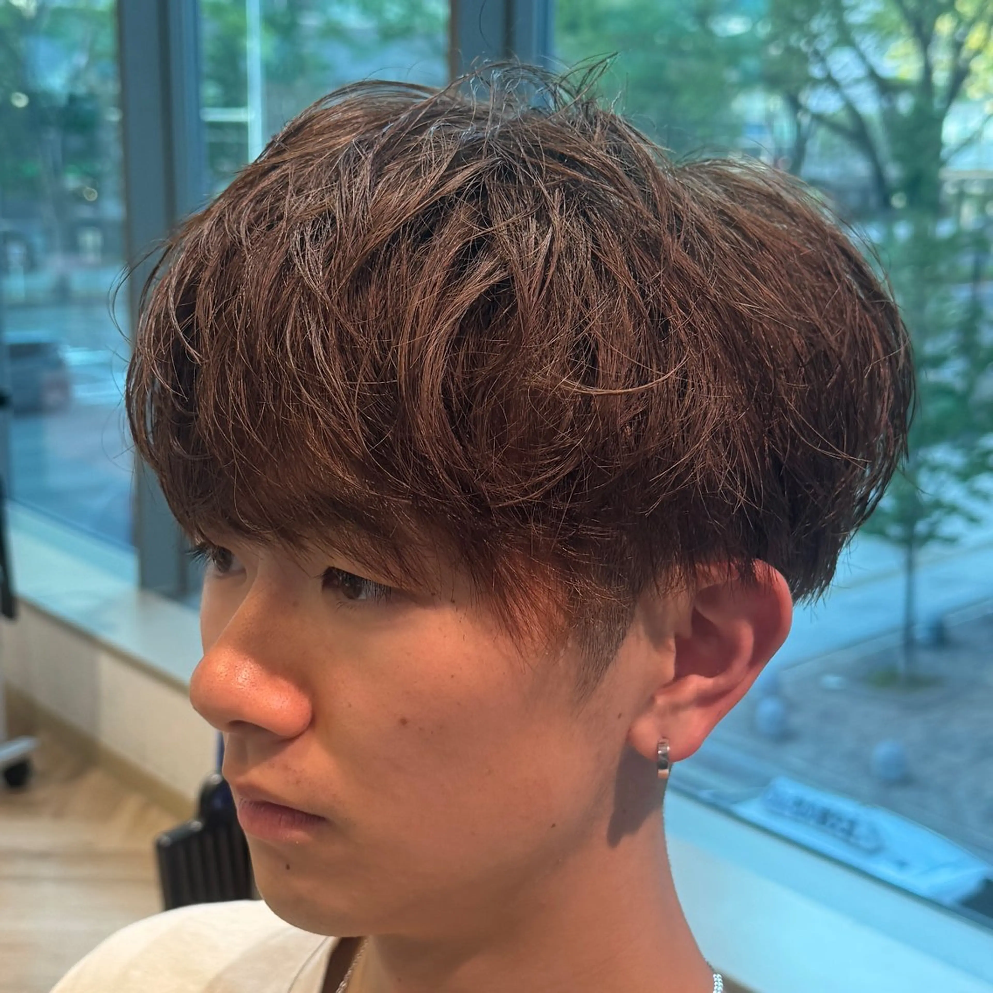 ショート カラー メンズ カット ヘアカラー メンズ特化/ センターパート/八谷のヘアスタイル