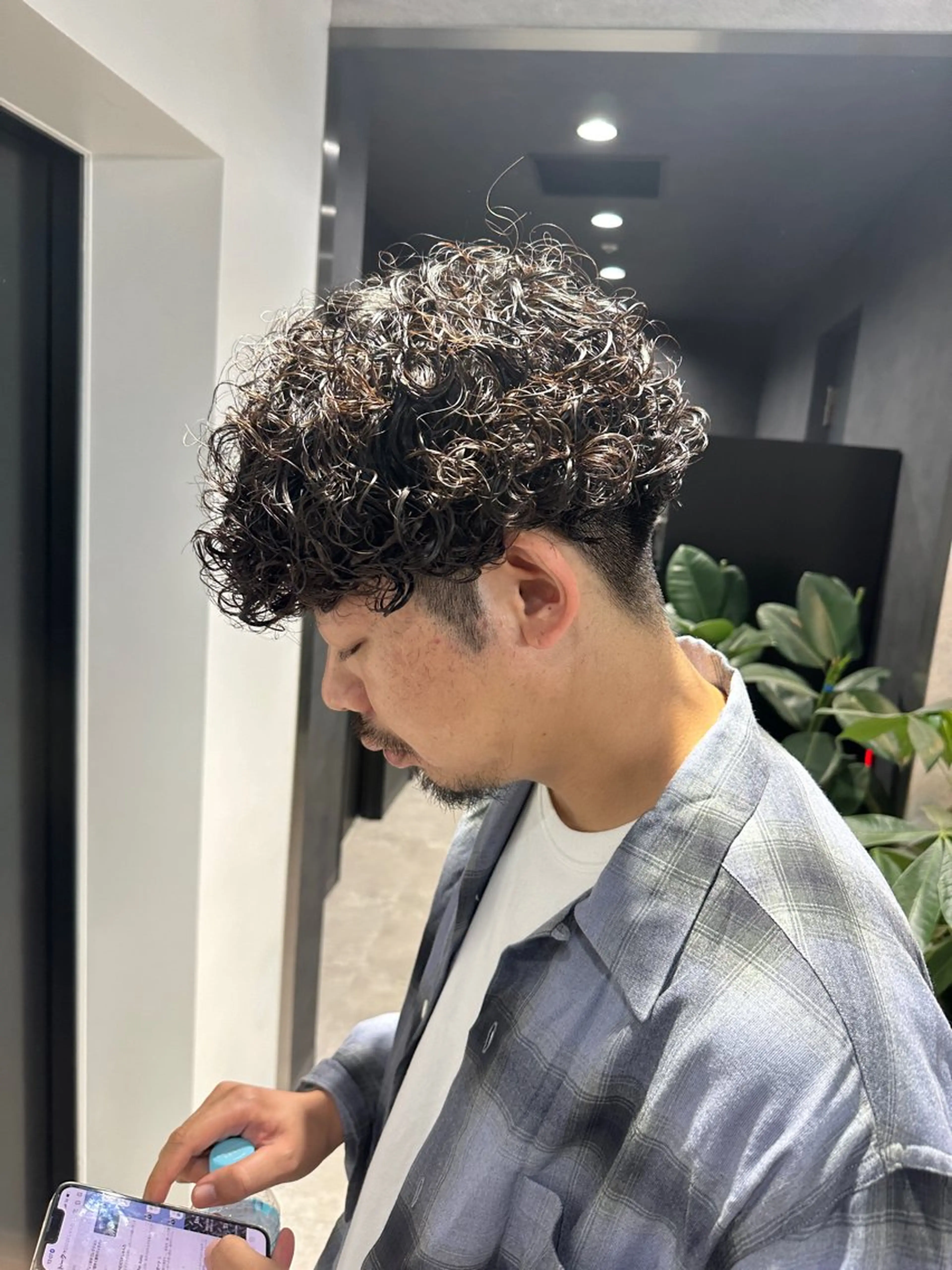 ショート カラー パーマ メンズ 渋谷駅から徒歩1分 BLUCKメンズヘアのヘアスタイル