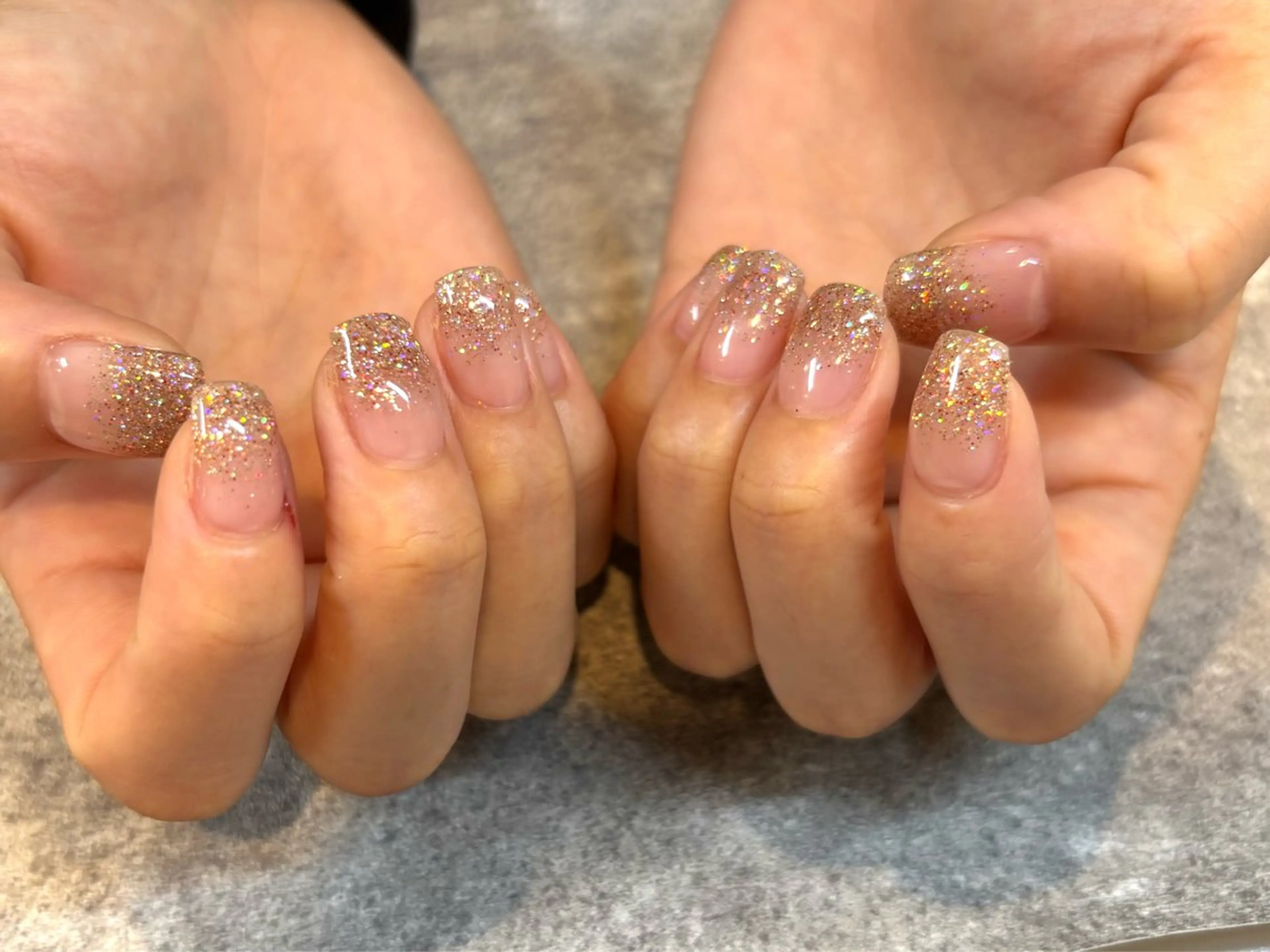 ネイル ハンドネイル AXSIA NAILのネイルデザイン