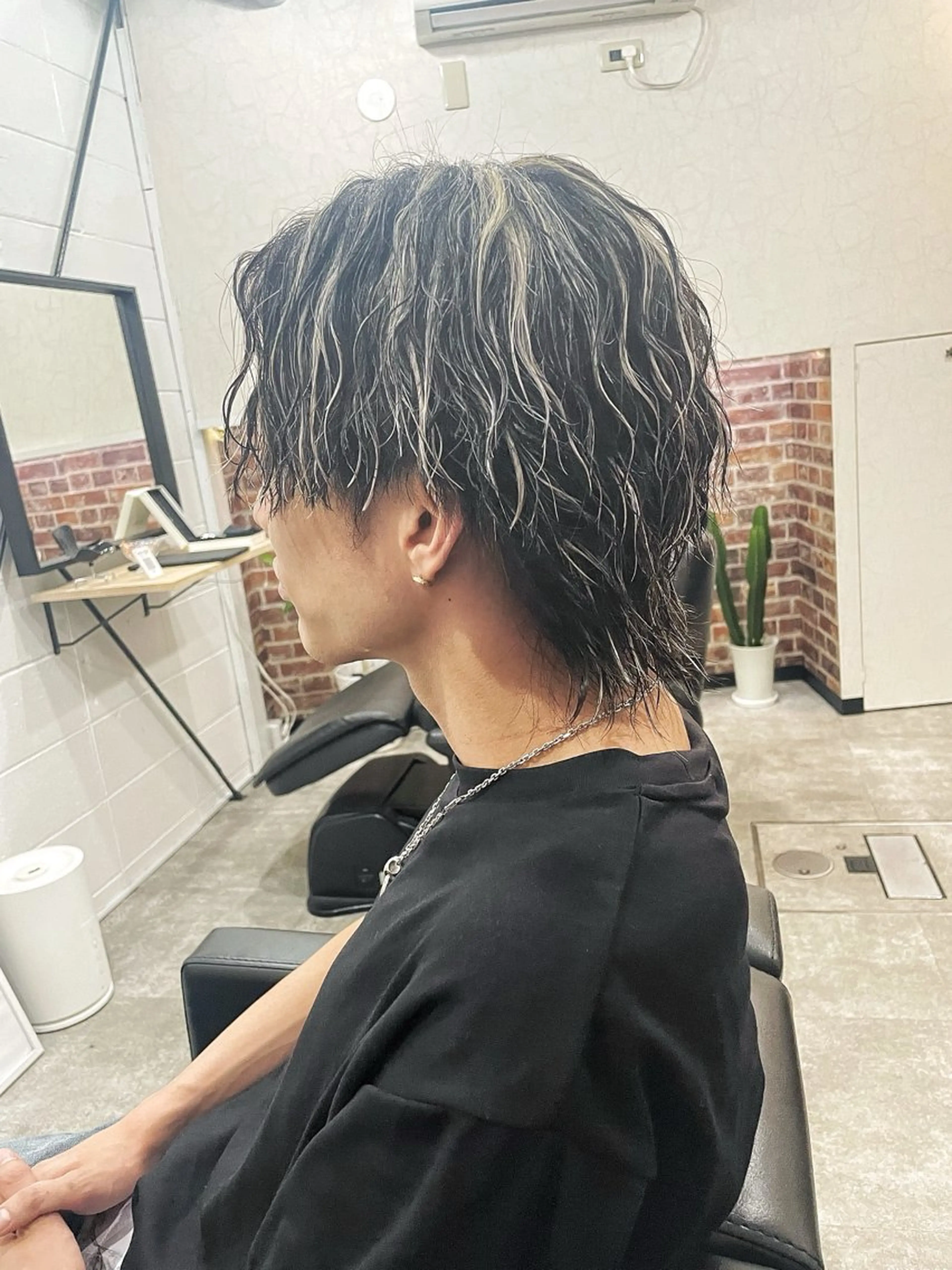 ミディアム カラー パーマ メンズ メンズハイライト ハイライトカラー ハイライト TETISS所属・💈メンズハイライト 南谷💈のヘアスタイル