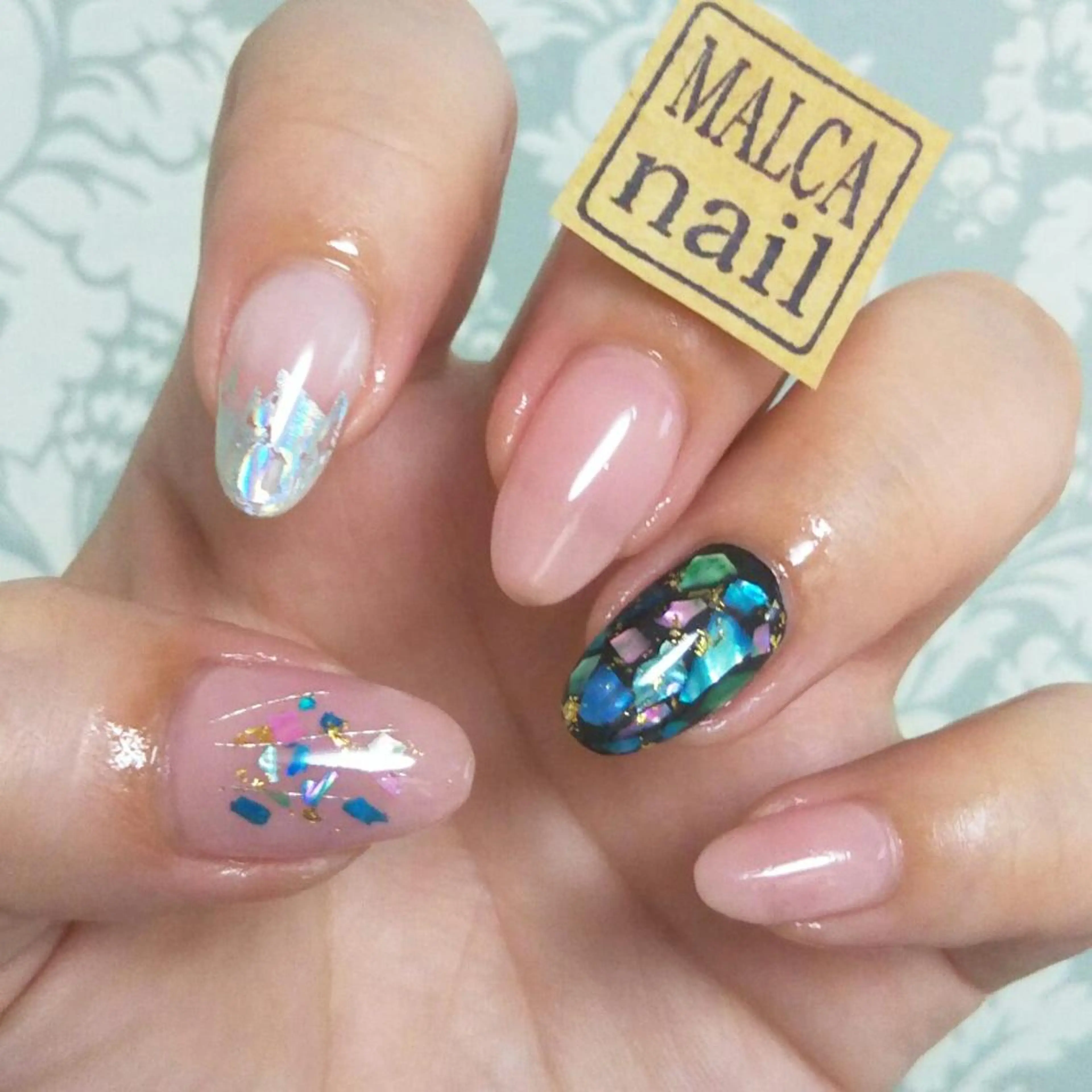 セミロング ヘアアレンジ パーマ ネイル キッズ マツエク・マツパ MALCAnail(マルカネイル)所属・荒木 莉奈のネイルデザイン