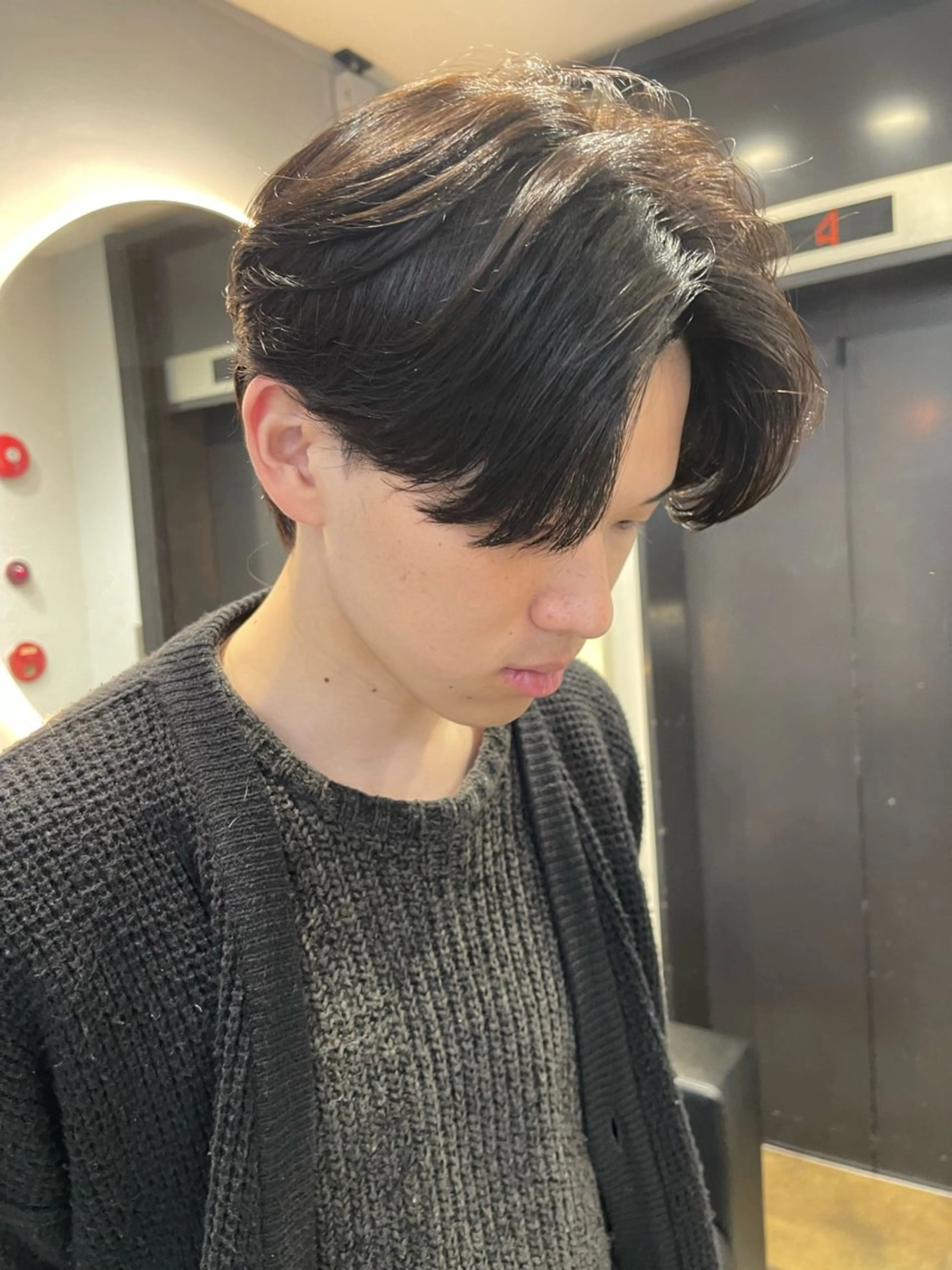 ショート カラー パーマ ベージュカラー ブリーチ ケアブリーチ デザインカラー ダブルカラー カット パーマ 宮崎　達也 ブリーチ／レイヤーのヘアスタイル