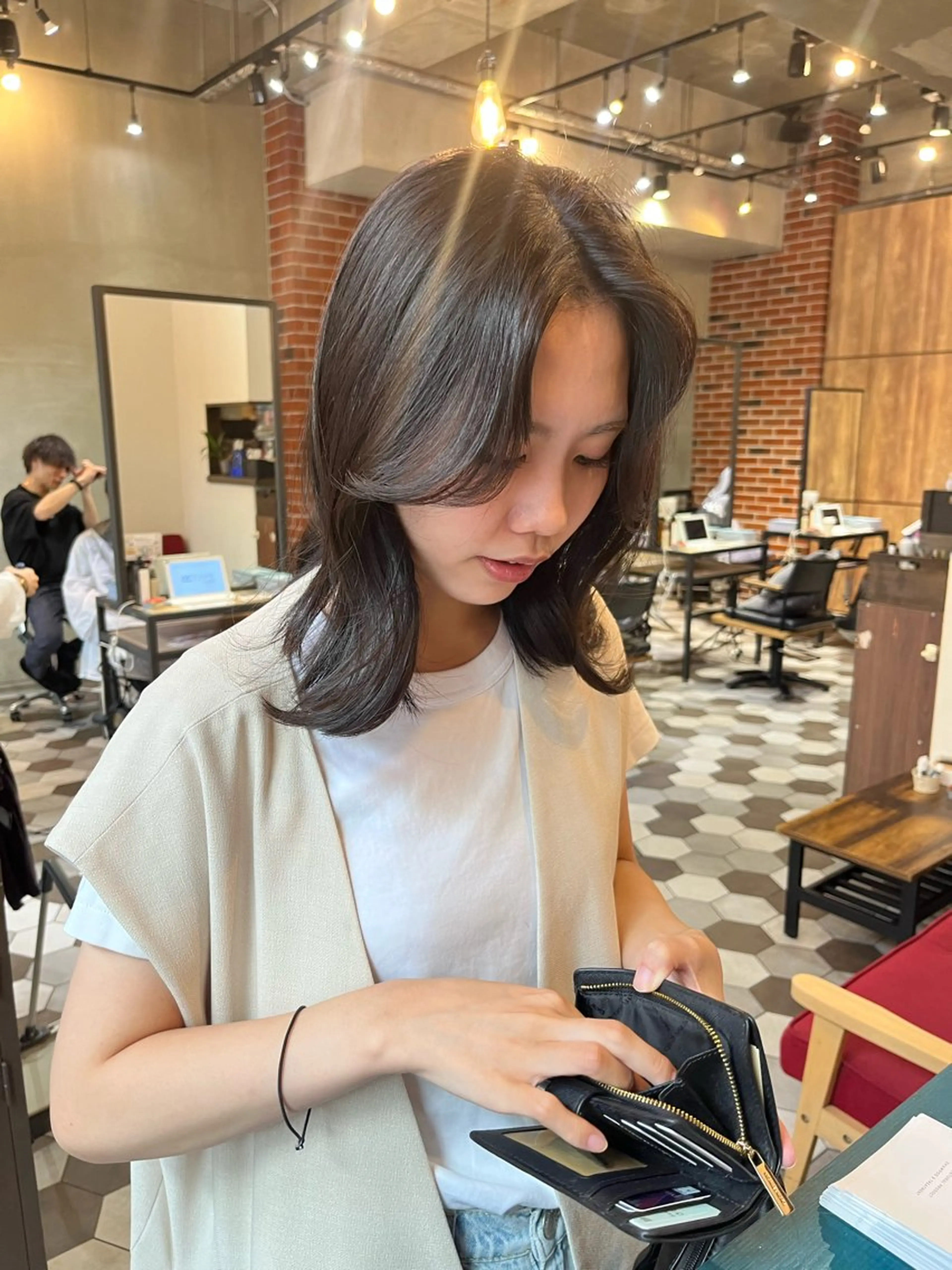カラー ヘアアレンジ 透明感カラー グレージュ カット ヘアカラー 似合わせ顔まわり カット🤍森尾真由美のヘアスタイル