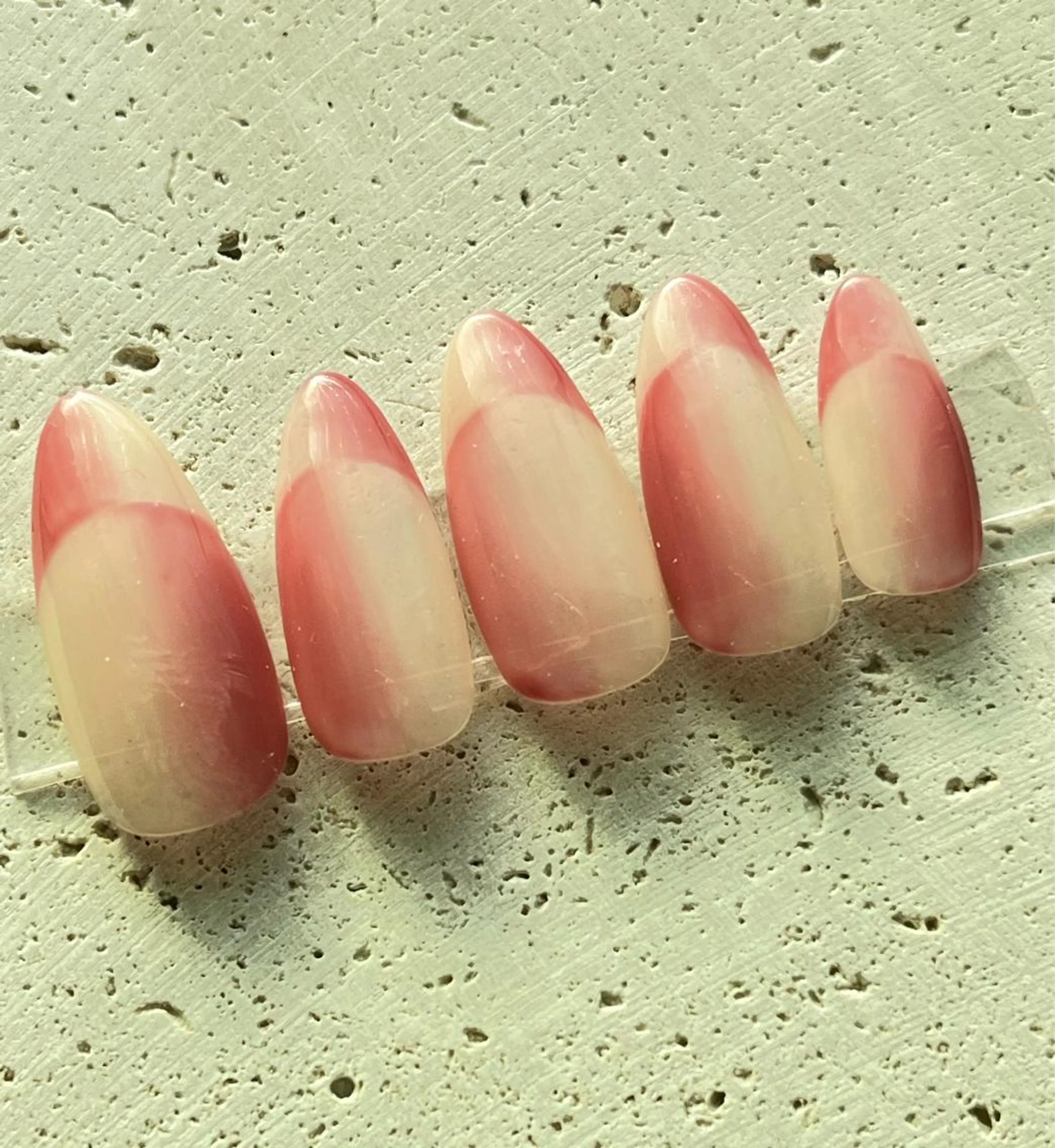 ネイル ブラウン フレンチネイル オンブレフレンチ ピンク ピンクベージュ Nail Space R所属・ネイルスペースR 小林のネイルデザイン