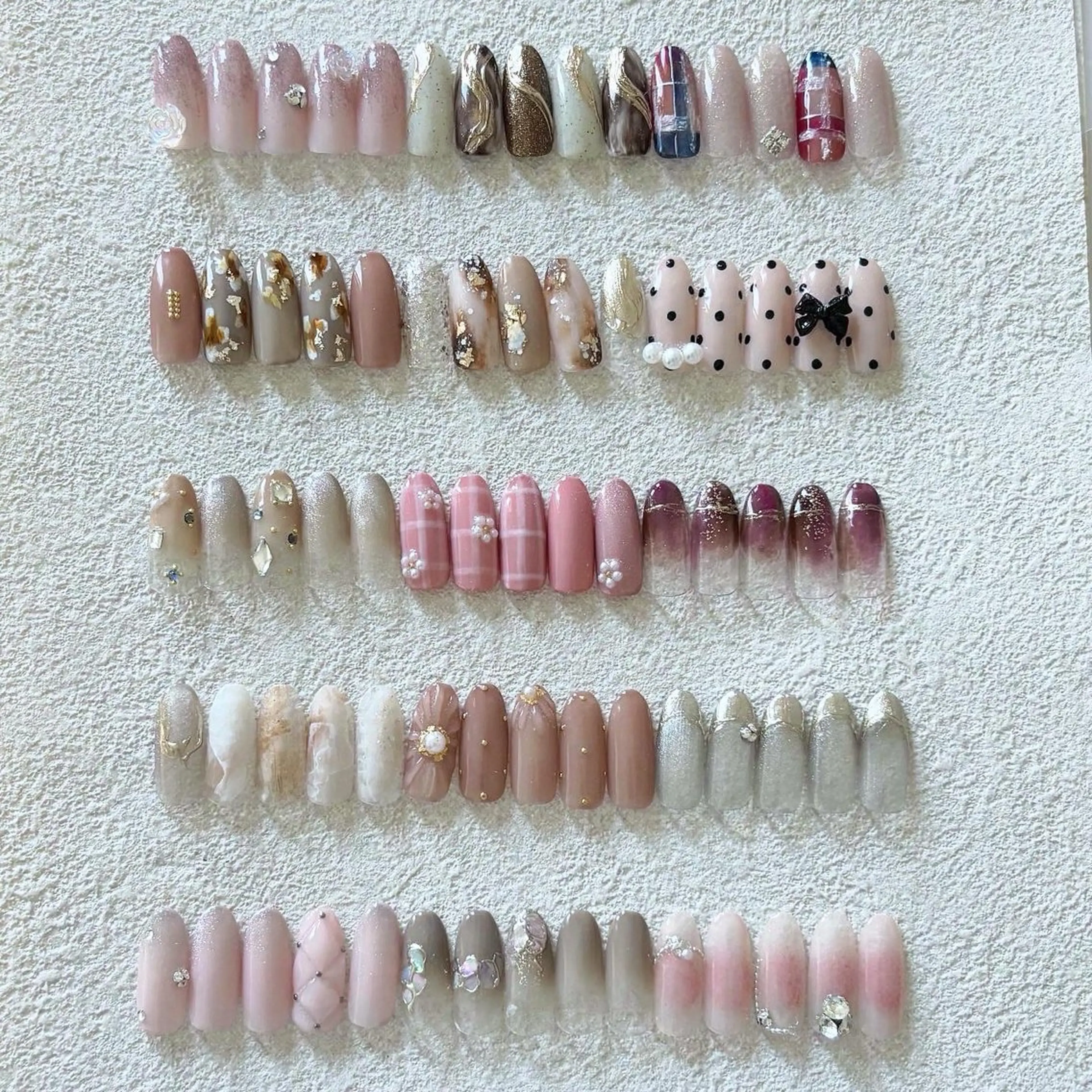 【ジェルオフ無料】9.10月ハンド💅🏻定額デザインBの写真