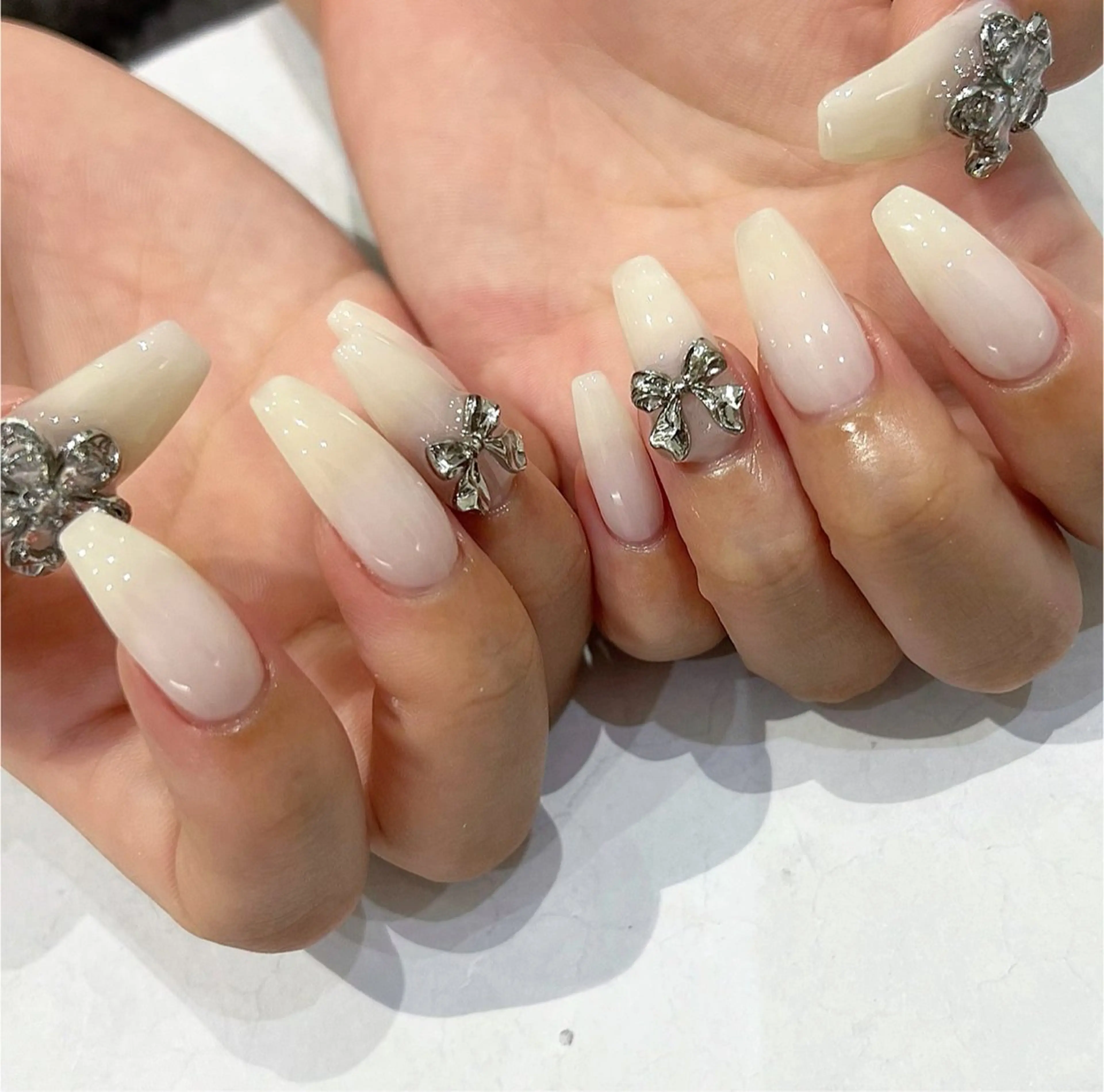 ネイル ワンホンネイル salon de Chéli所属・salon de Cheliのネイルデザイン